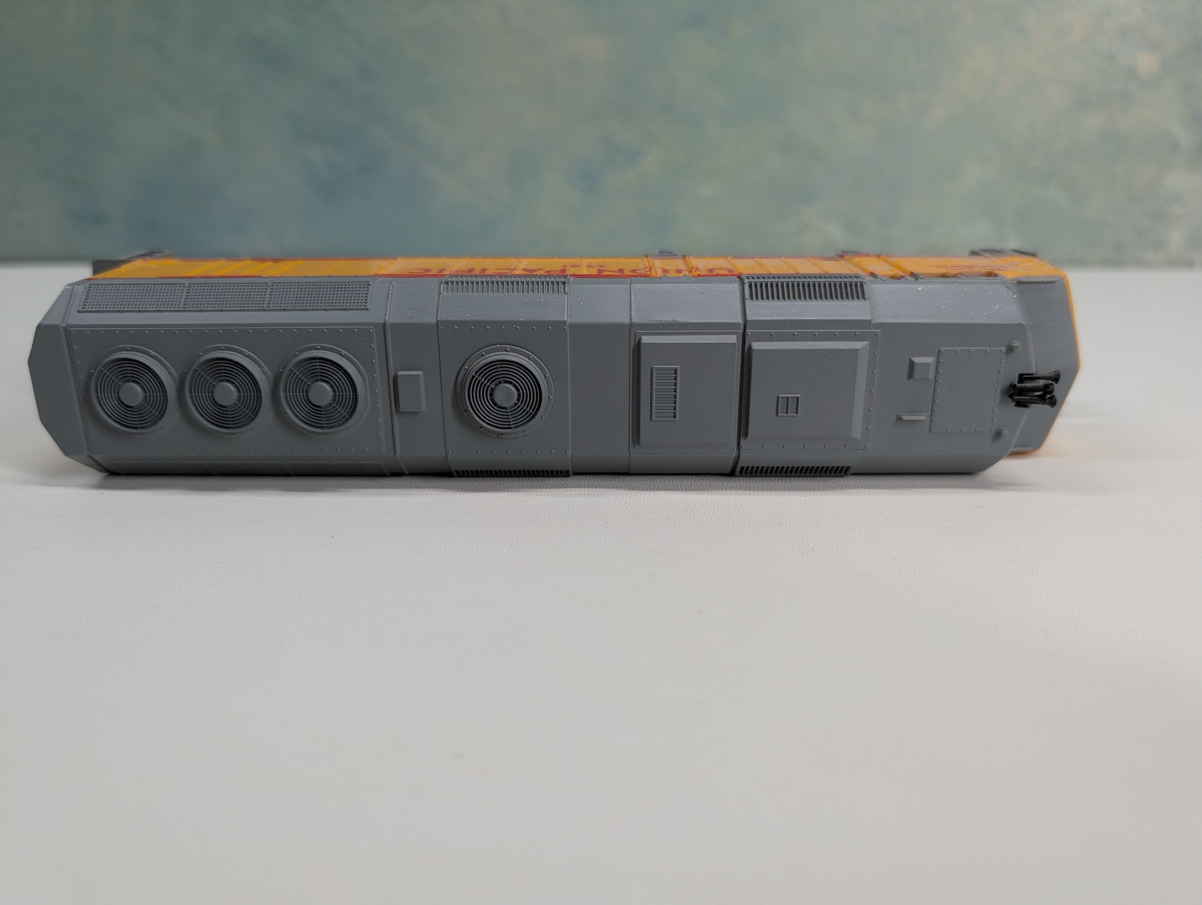 USED Life-Like HO Scale F40PH Diesel Locomotive Union Pacific UP #3901 Tested! DC