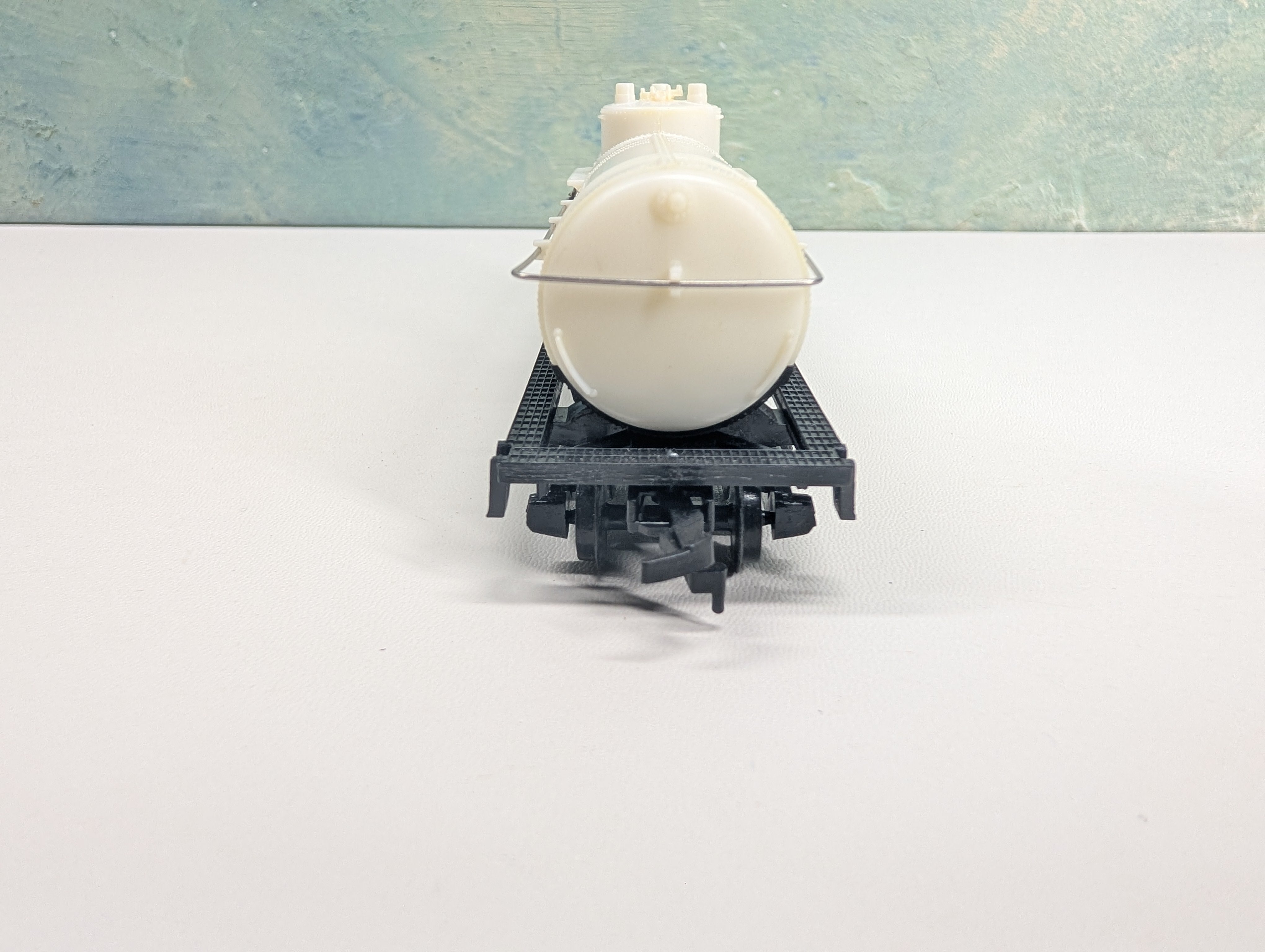 USED HO Scale Single Dome Tank Car Michigan Alkali Co GATX #39617