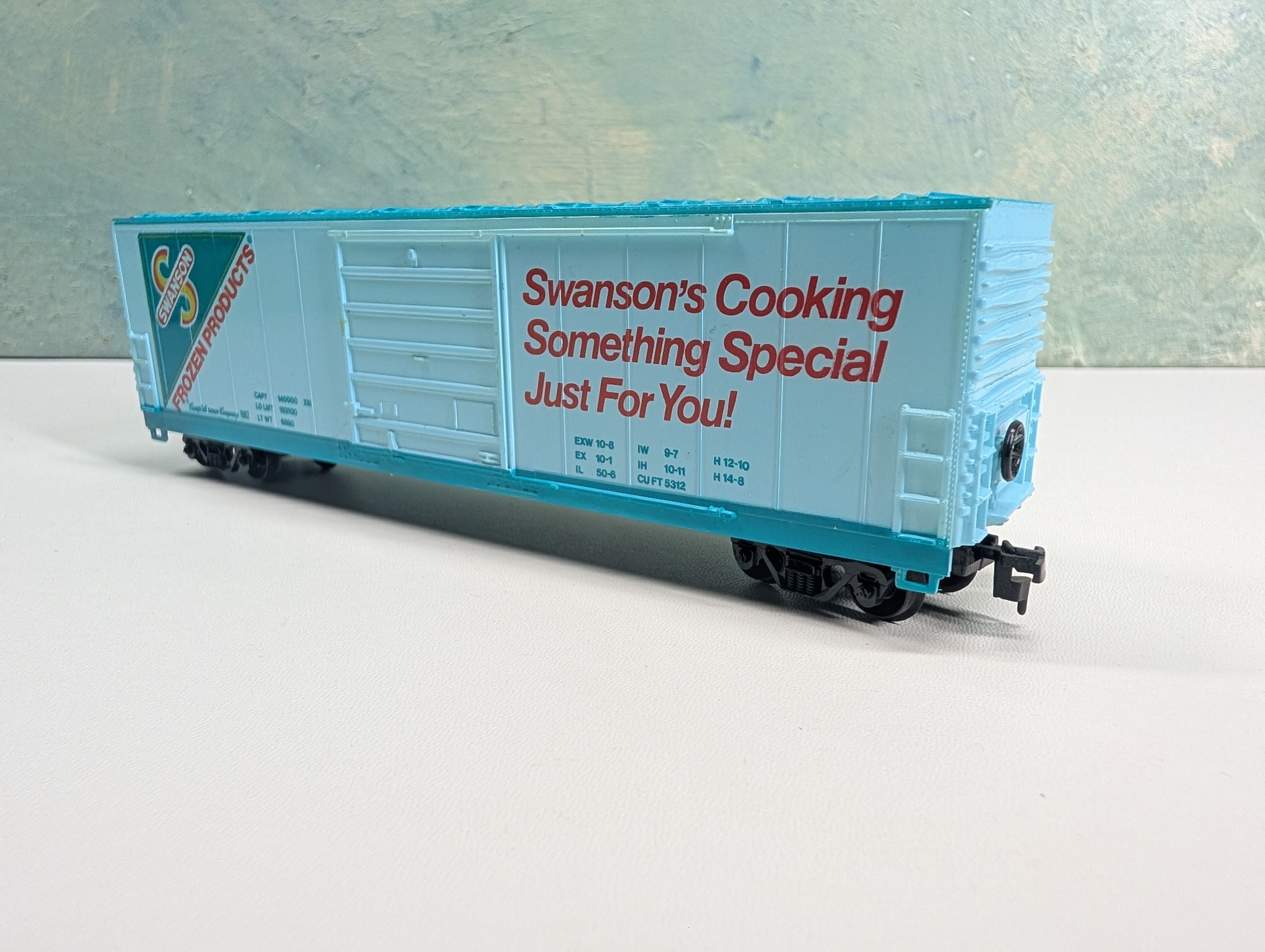 USED Life-Like HO Scale 50' Billboard Box Car Swanson Frozen Products Campbell's