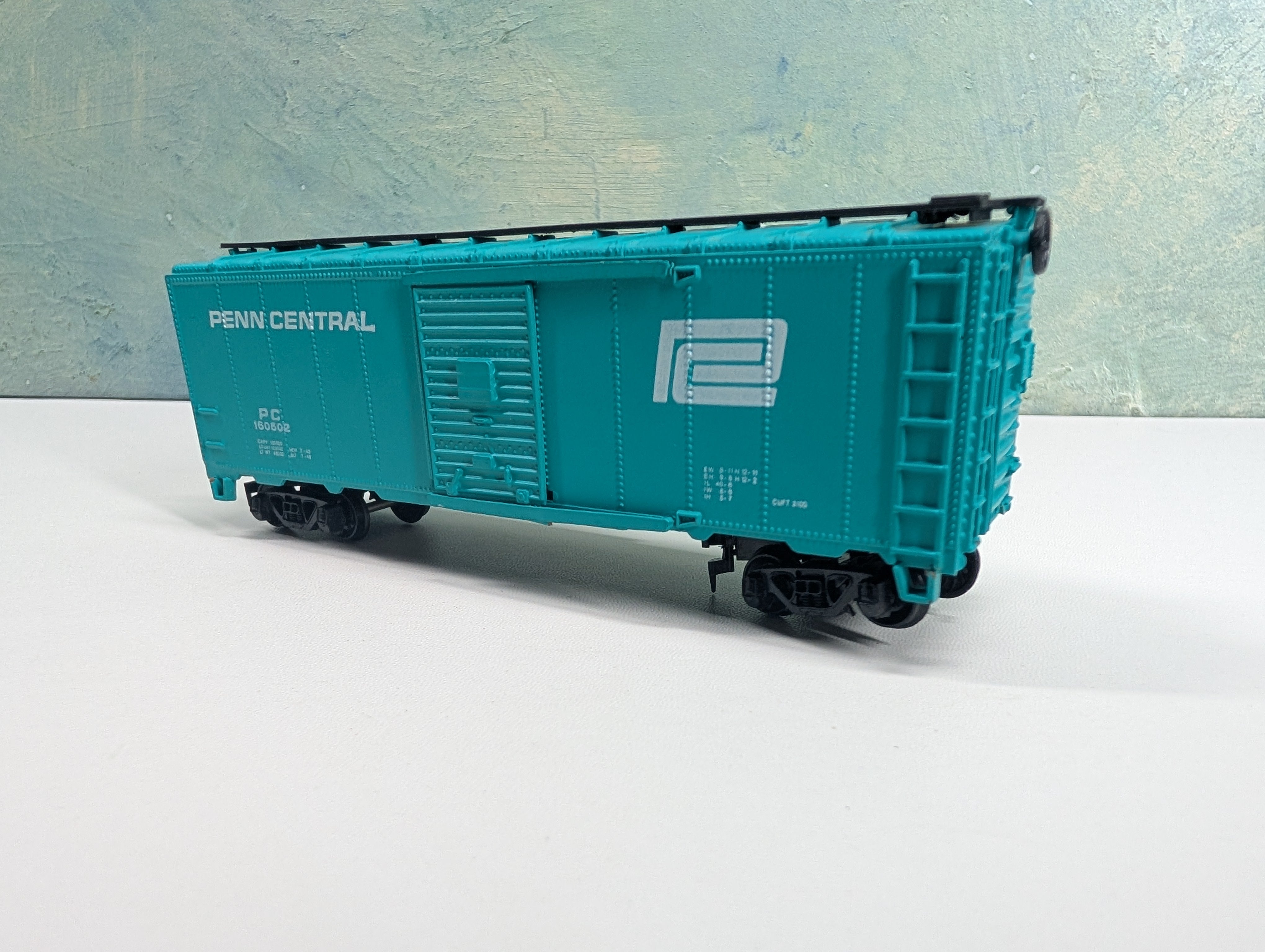 USED Bachmann HO Scale 40' Box Car Penn Central PC #160502