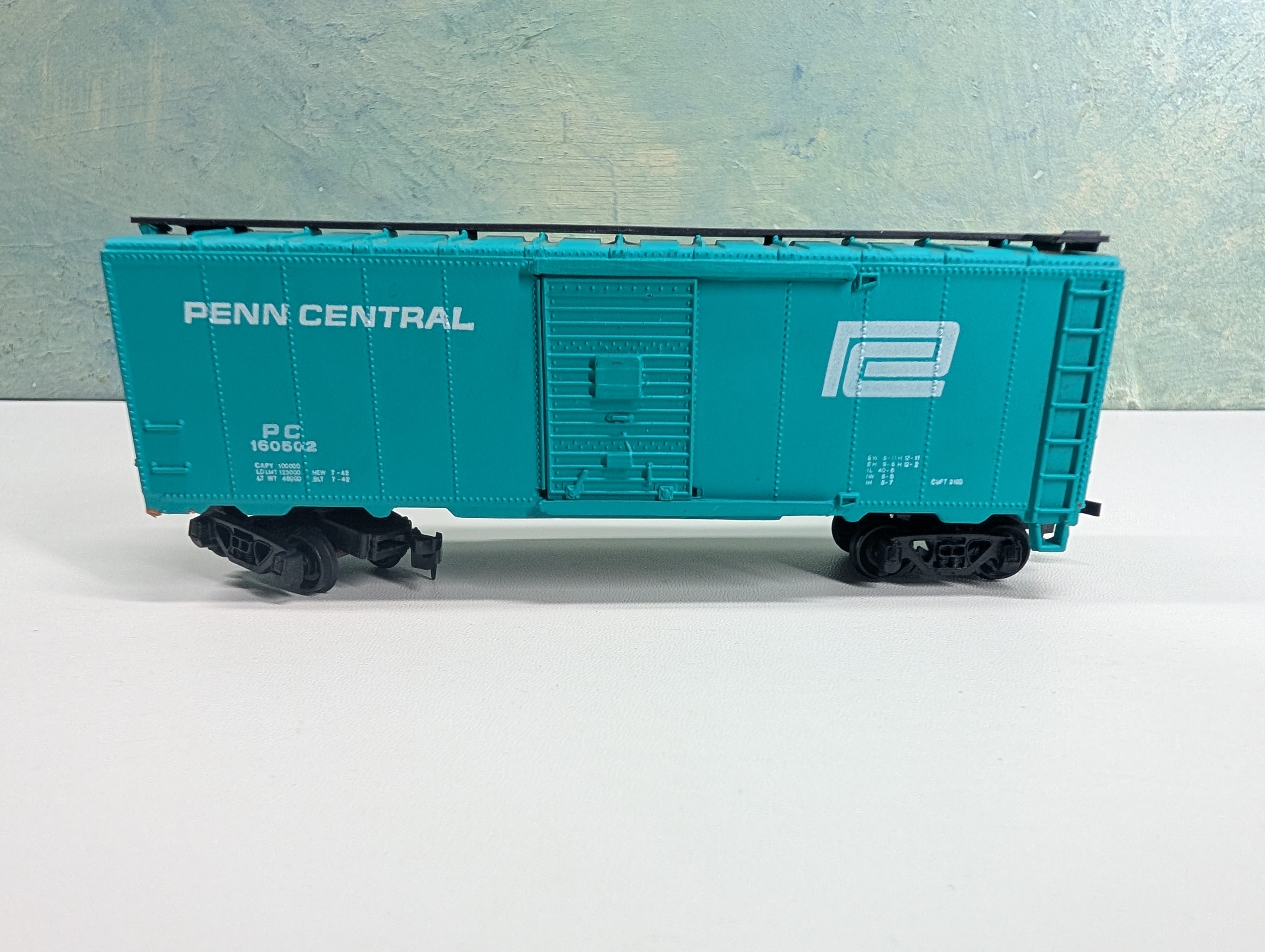 USED Bachmann HO Scale 40' Box Car Penn Central PC #160502