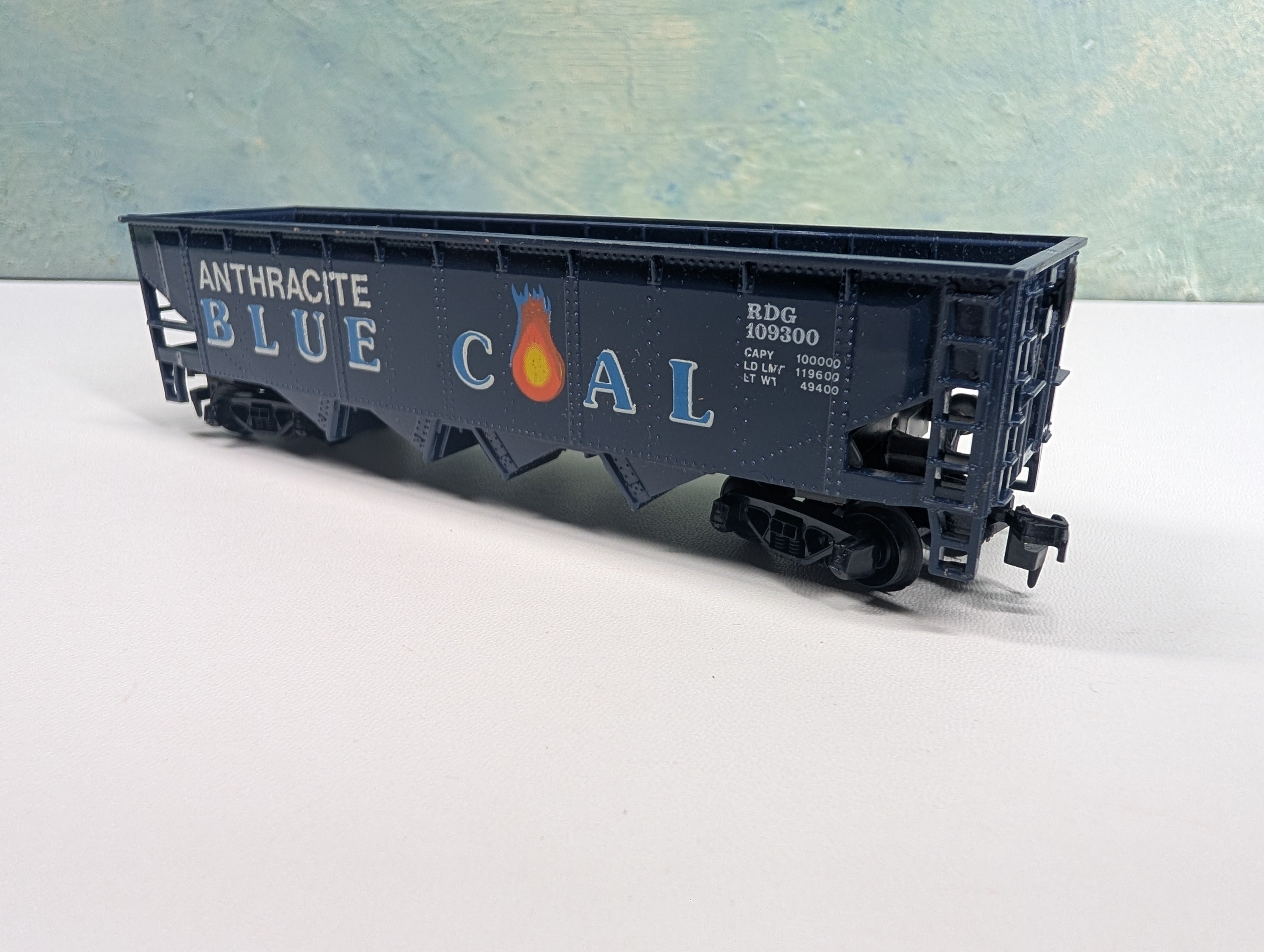 USED Tyco HO Scale Quad Hopper Anthracite Blue Coal RDG #109300