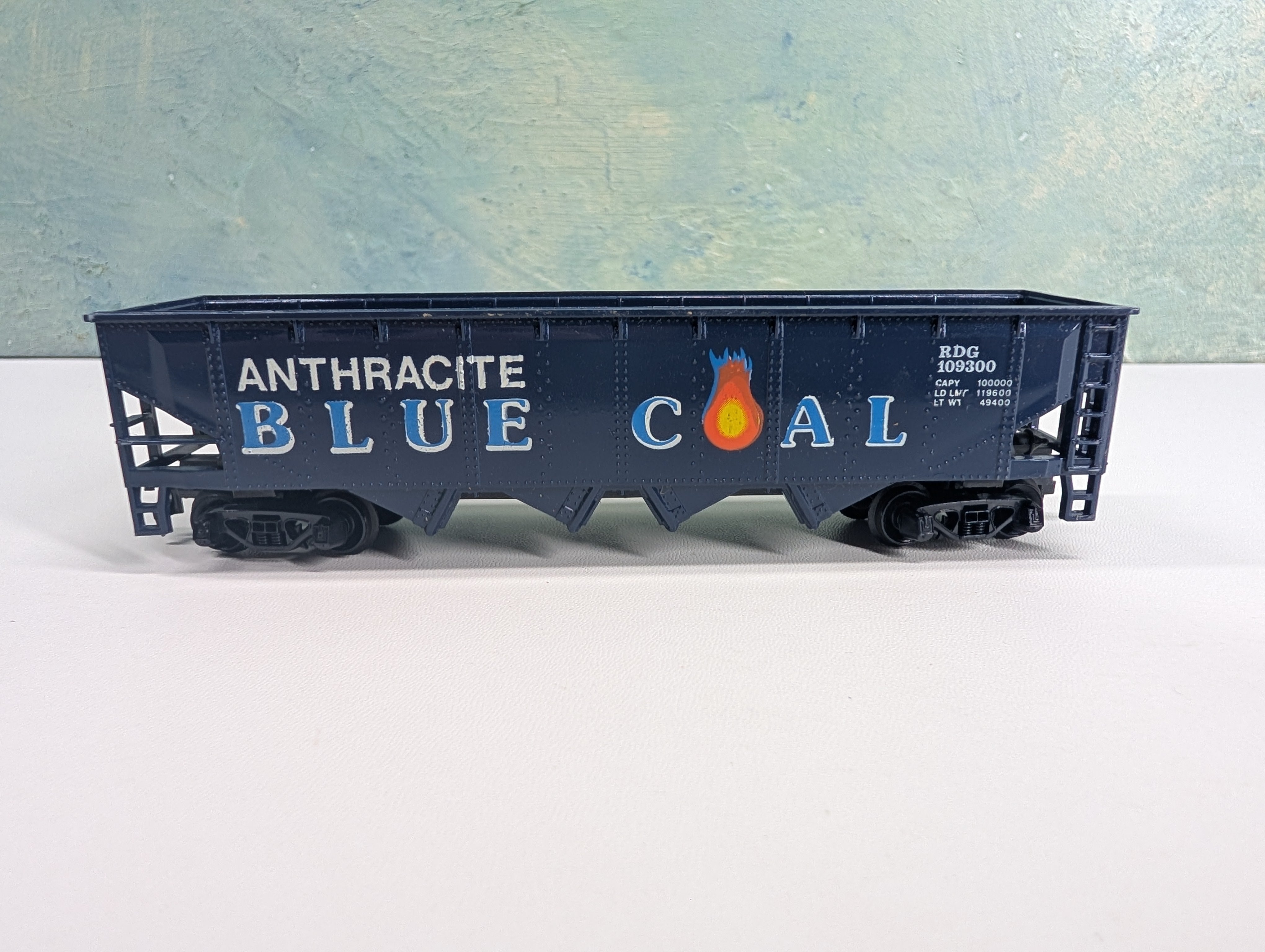 USED Tyco HO Scale Quad Hopper Anthracite Blue Coal RDG #109300