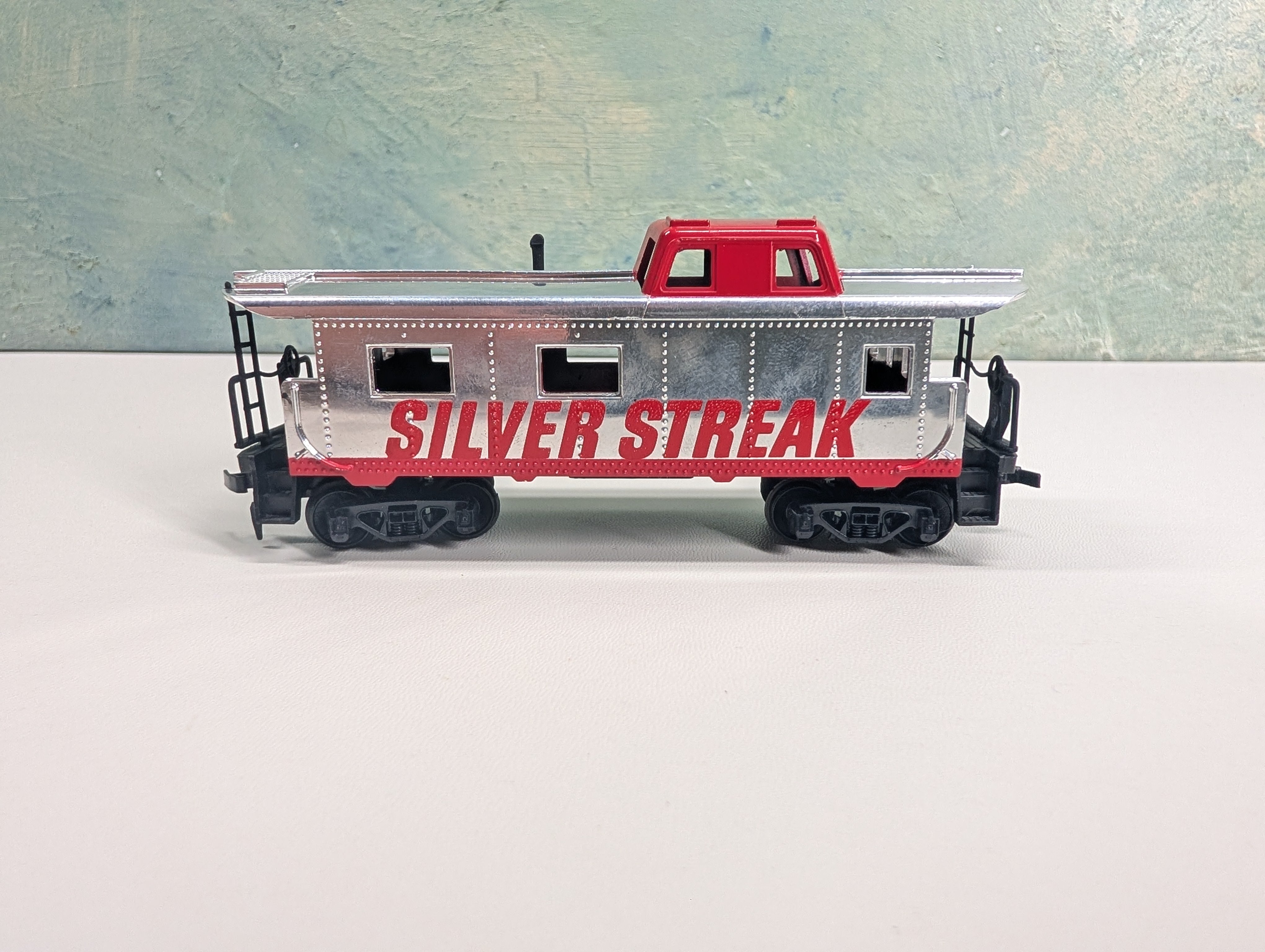 USED Tyco HO Scale Caboose Silver Streak