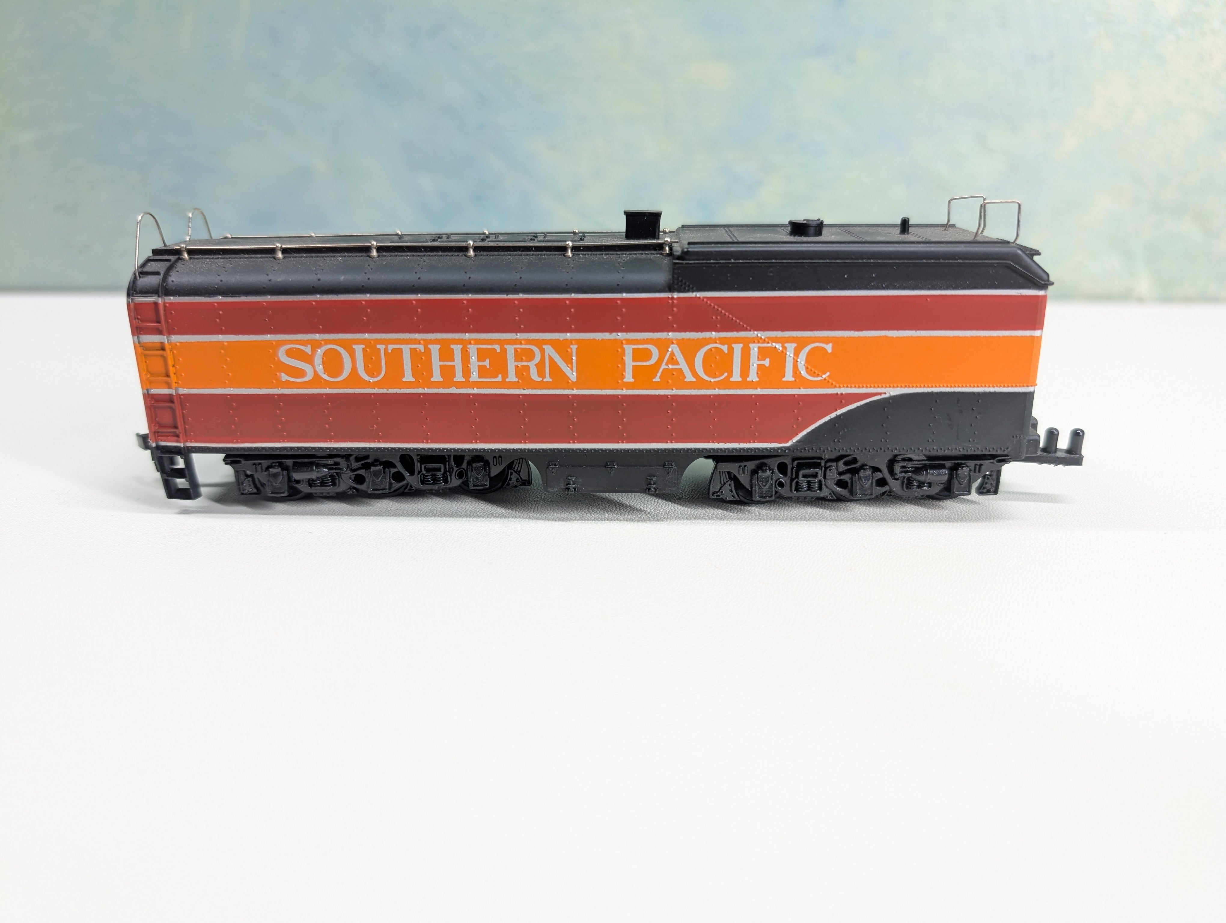 USED Bachmann HO Scale 4-8-4 Daylight GS-4 Steam Locomotive Southern Pacific SP #4449 Runs Great! DC