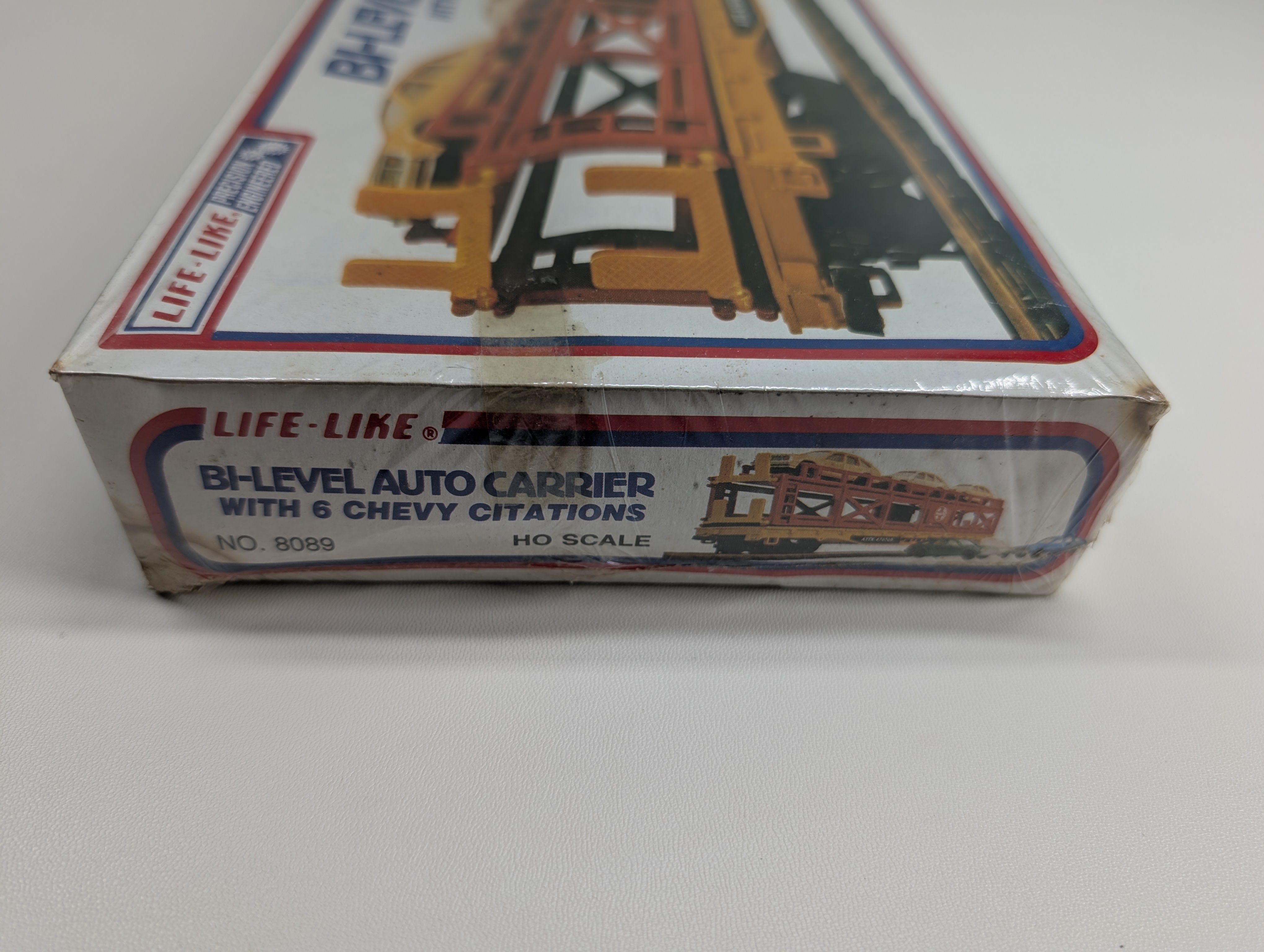 Life-Like 8089 HO Scale BI-Level Auto Carrier w/ 6 Chevy Citations (Sealed)