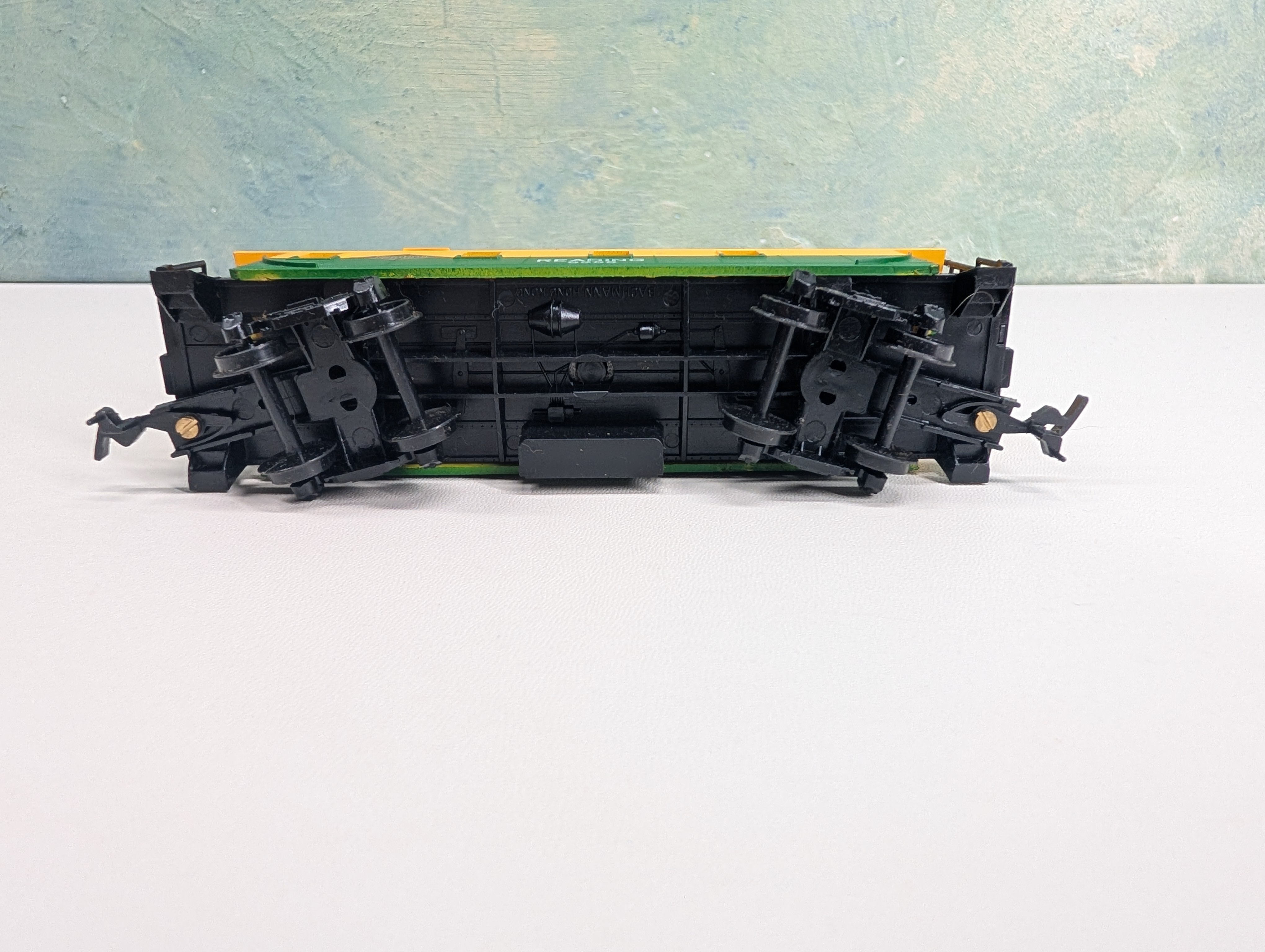 USED Bachmann HO Scale Caboose Reading #9355