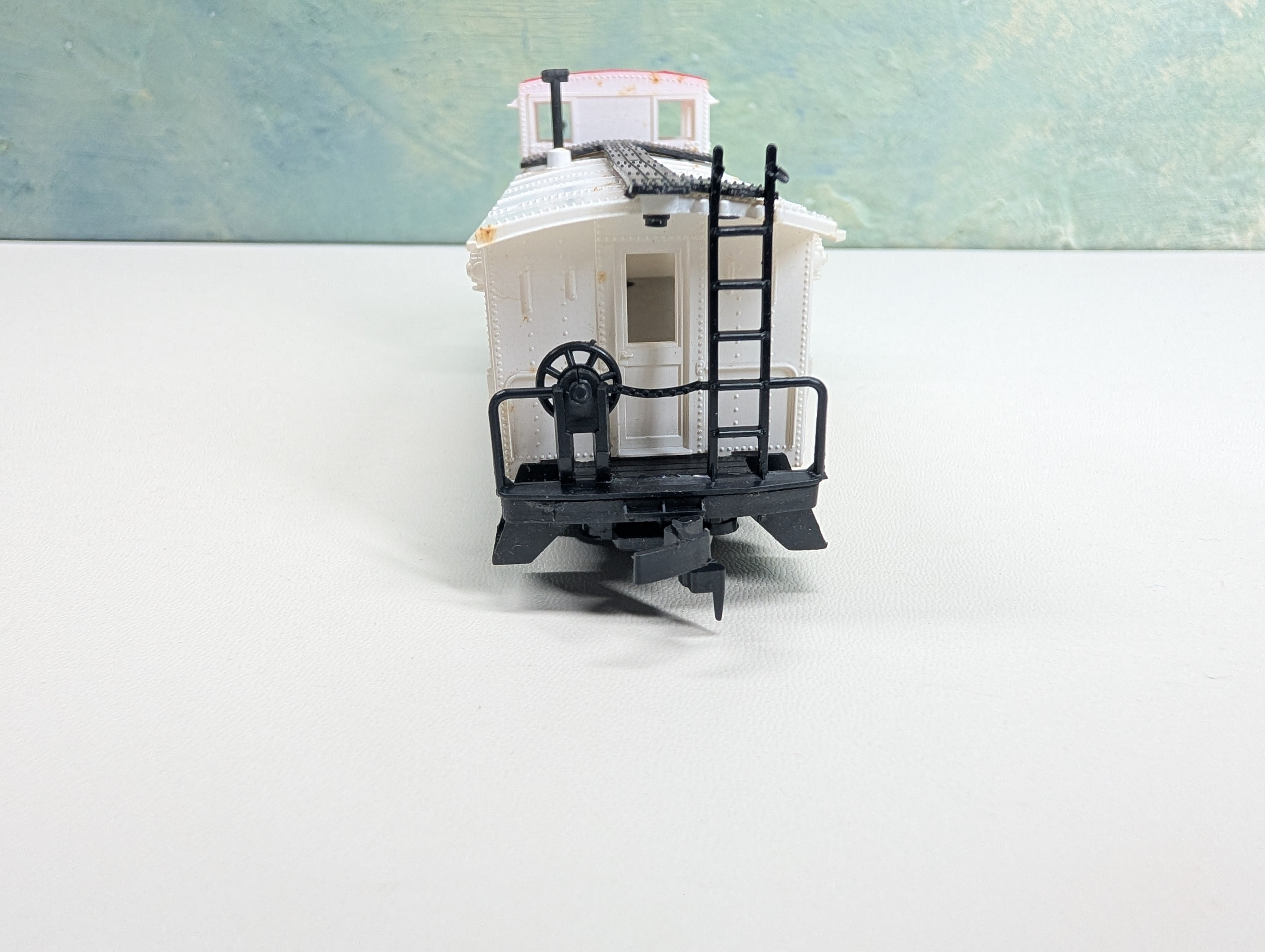 USED AHM HO Scale Spirit of '76 Caboose #183