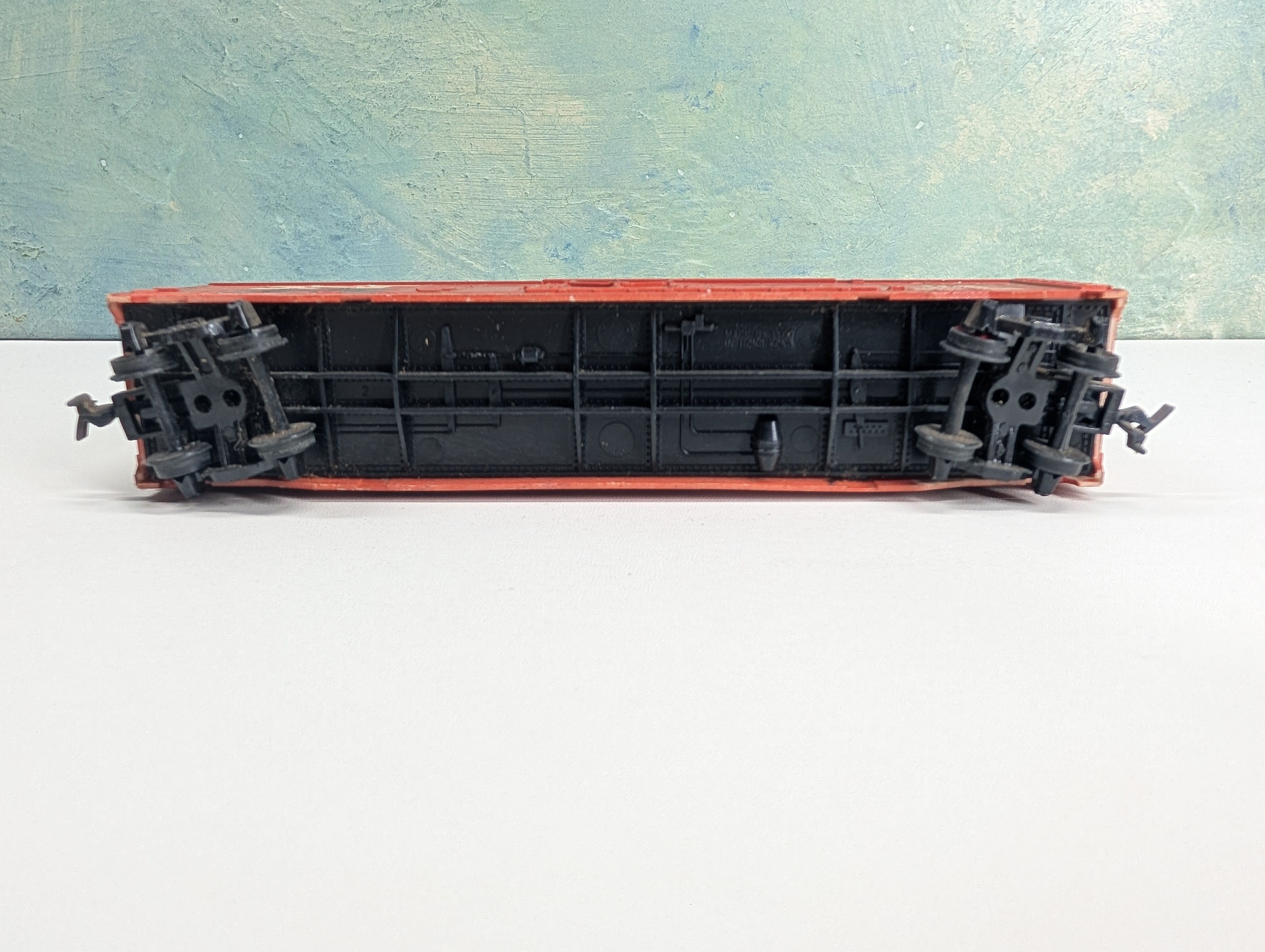 USED Tyco HO Scale 50' Box Car New Haven NH #35688