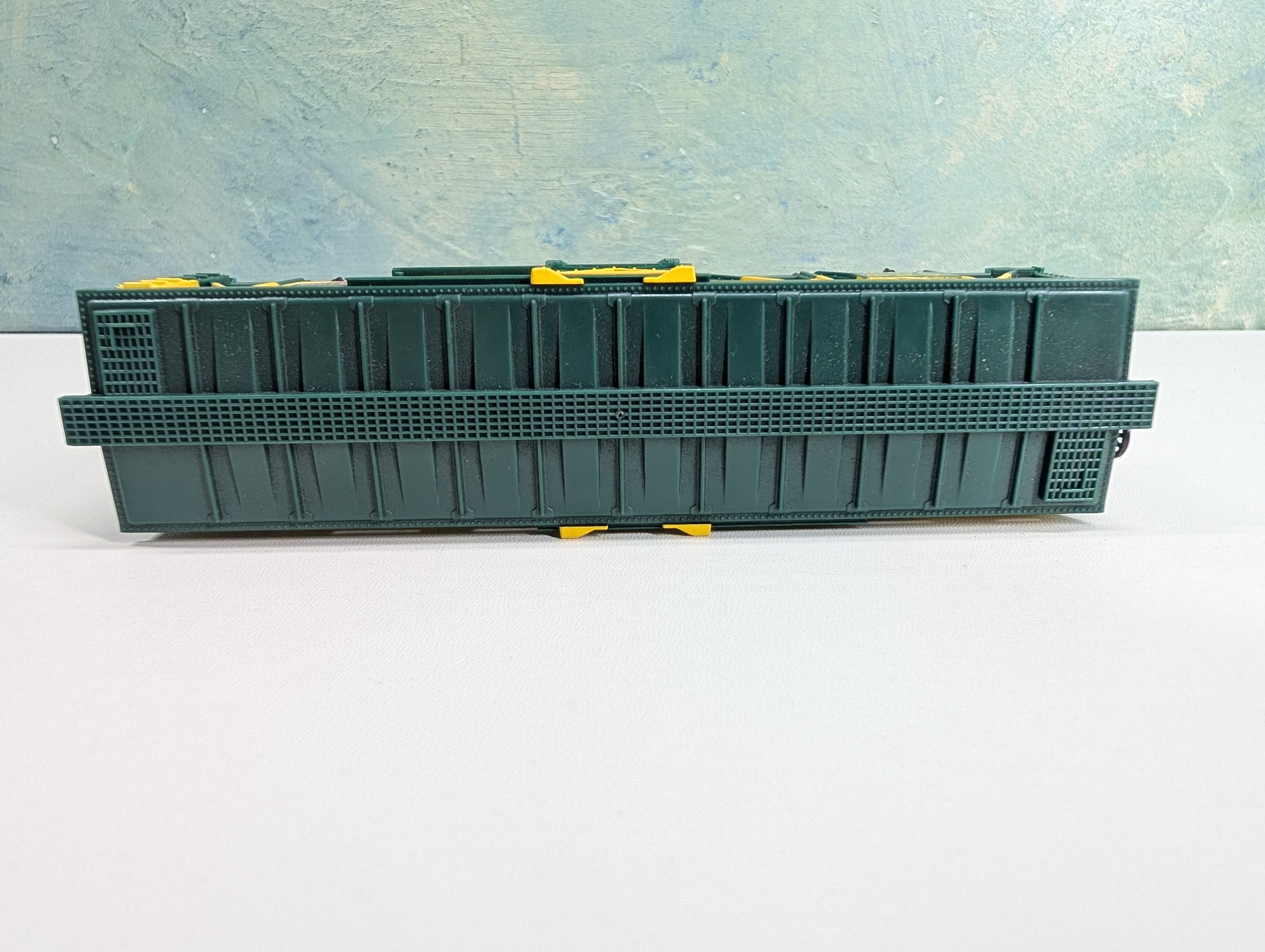 USED Life-Like HO Scale 40' Cattle Livestock Car Chicago & North Western CNW #15040
