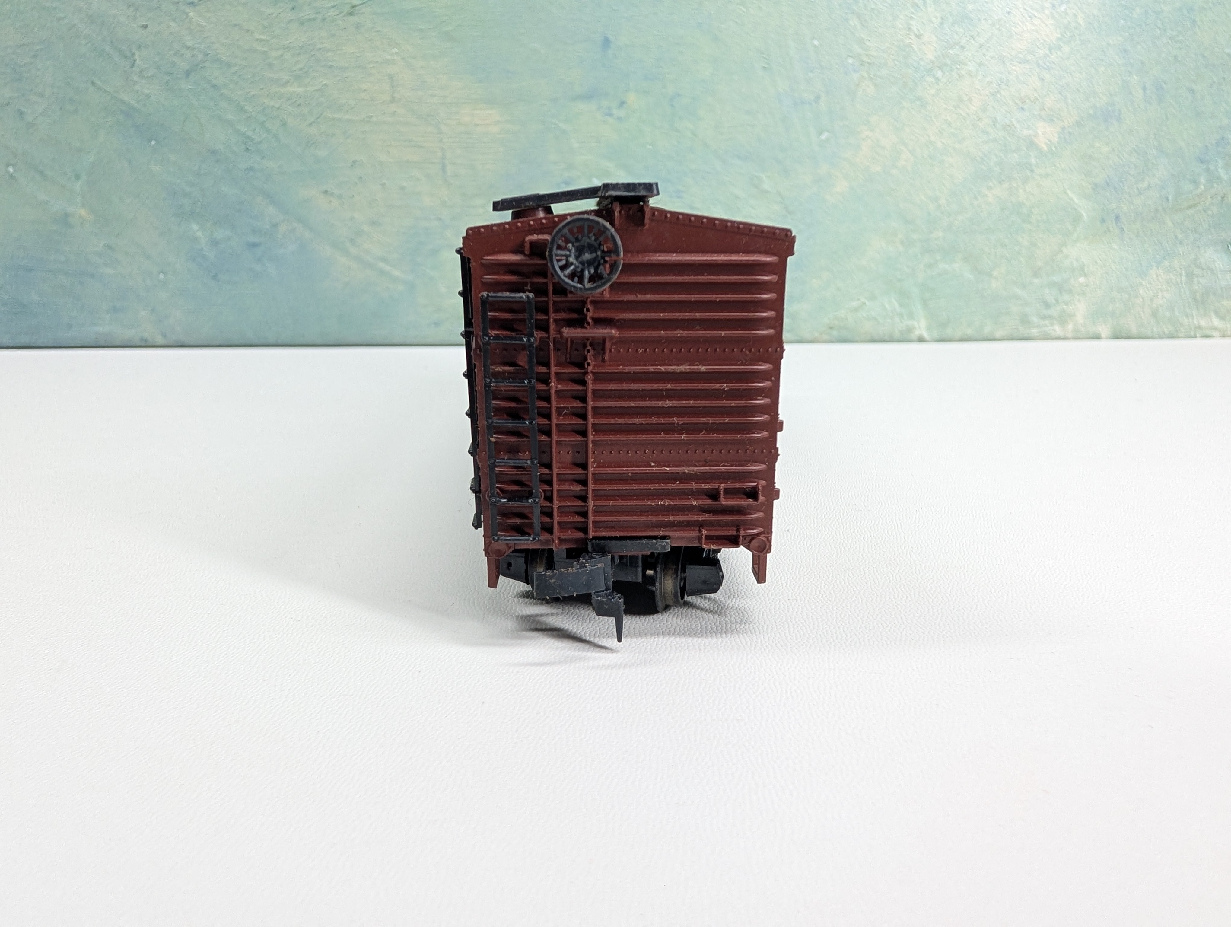 USED AHM HO Scale 40' Cattle Livestock Car Pennsylvania PRR #135427