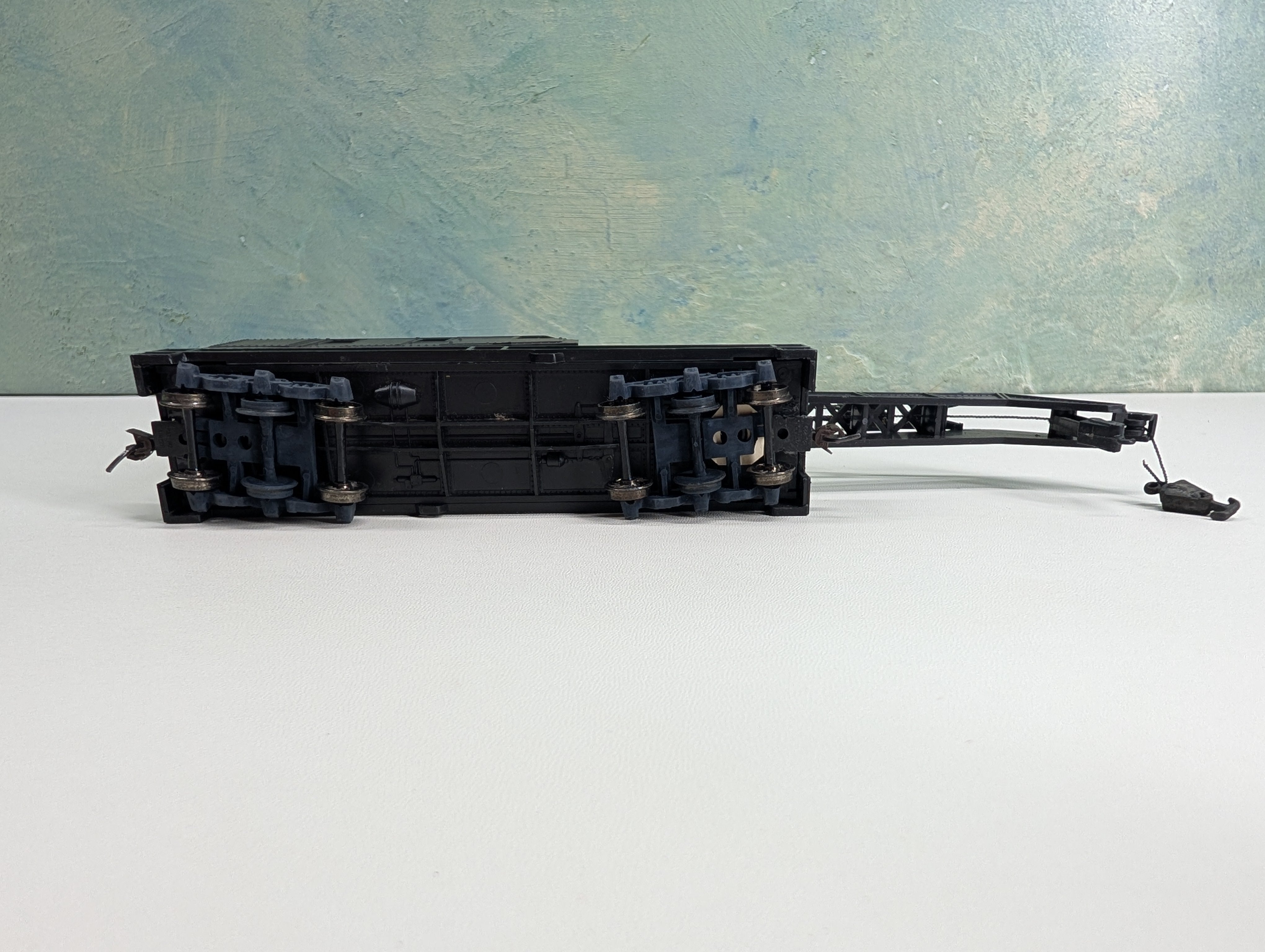 USED Athearn HO Scale Undecorated Black MOW Crane Car