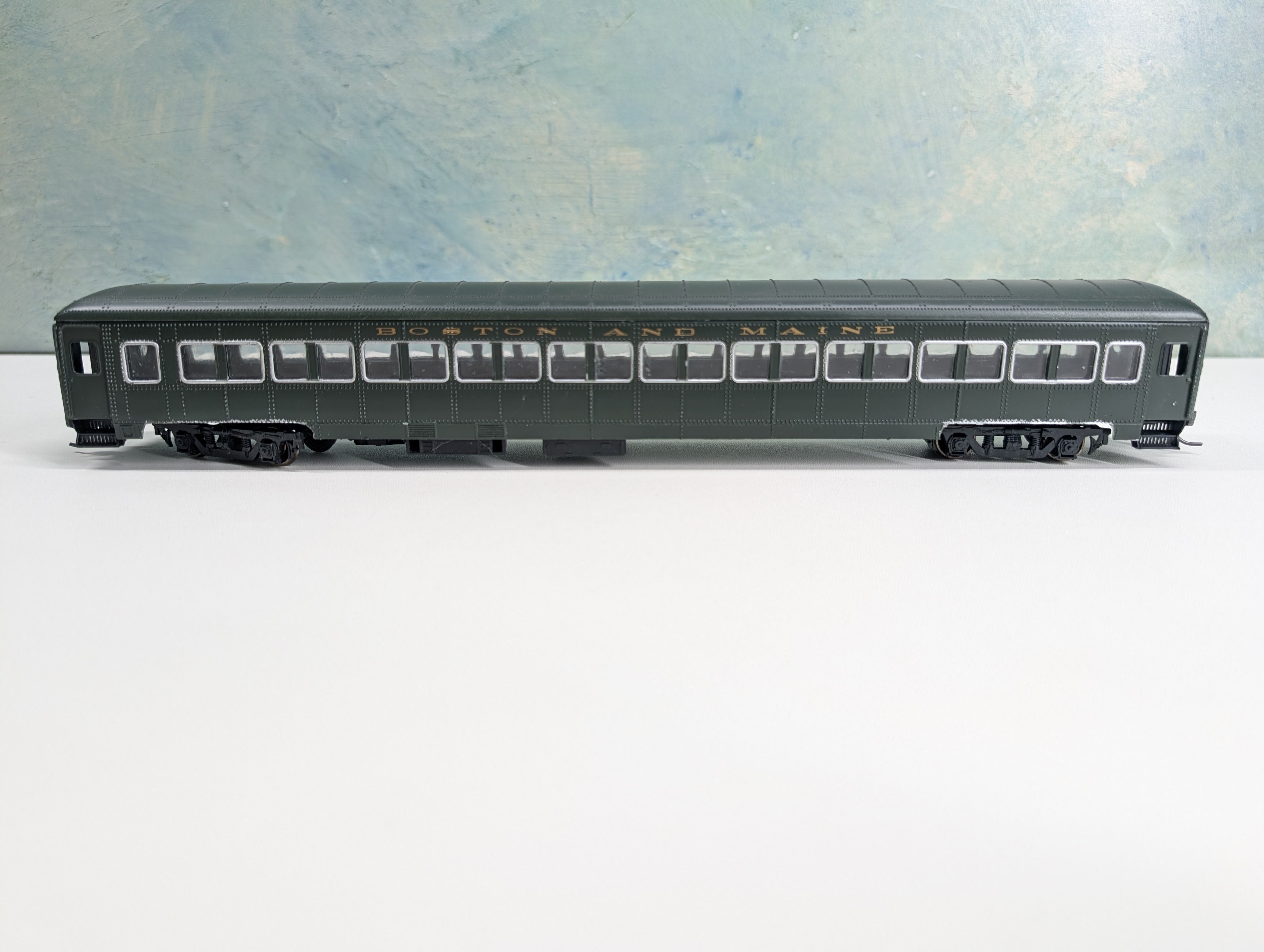 USED E&B VALLEY HO Scale Pullman Standard Lightweight Coach Passenger Car Boston and Maine Early Green Scheme