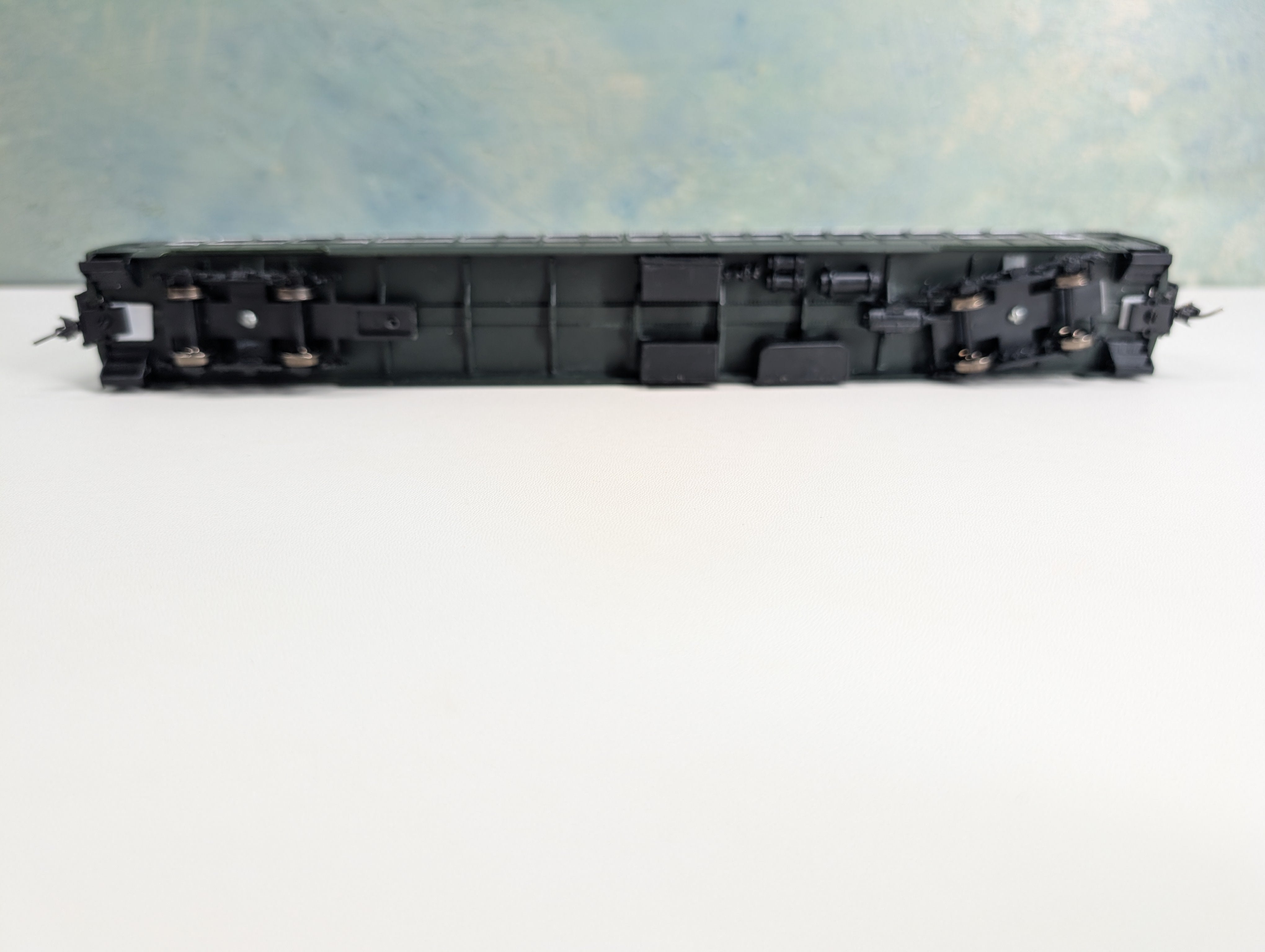USED E&B VALLEY HO Scale Pullman Standard Lightweight Coach Passenger Car Boston and Maine Early Green Scheme