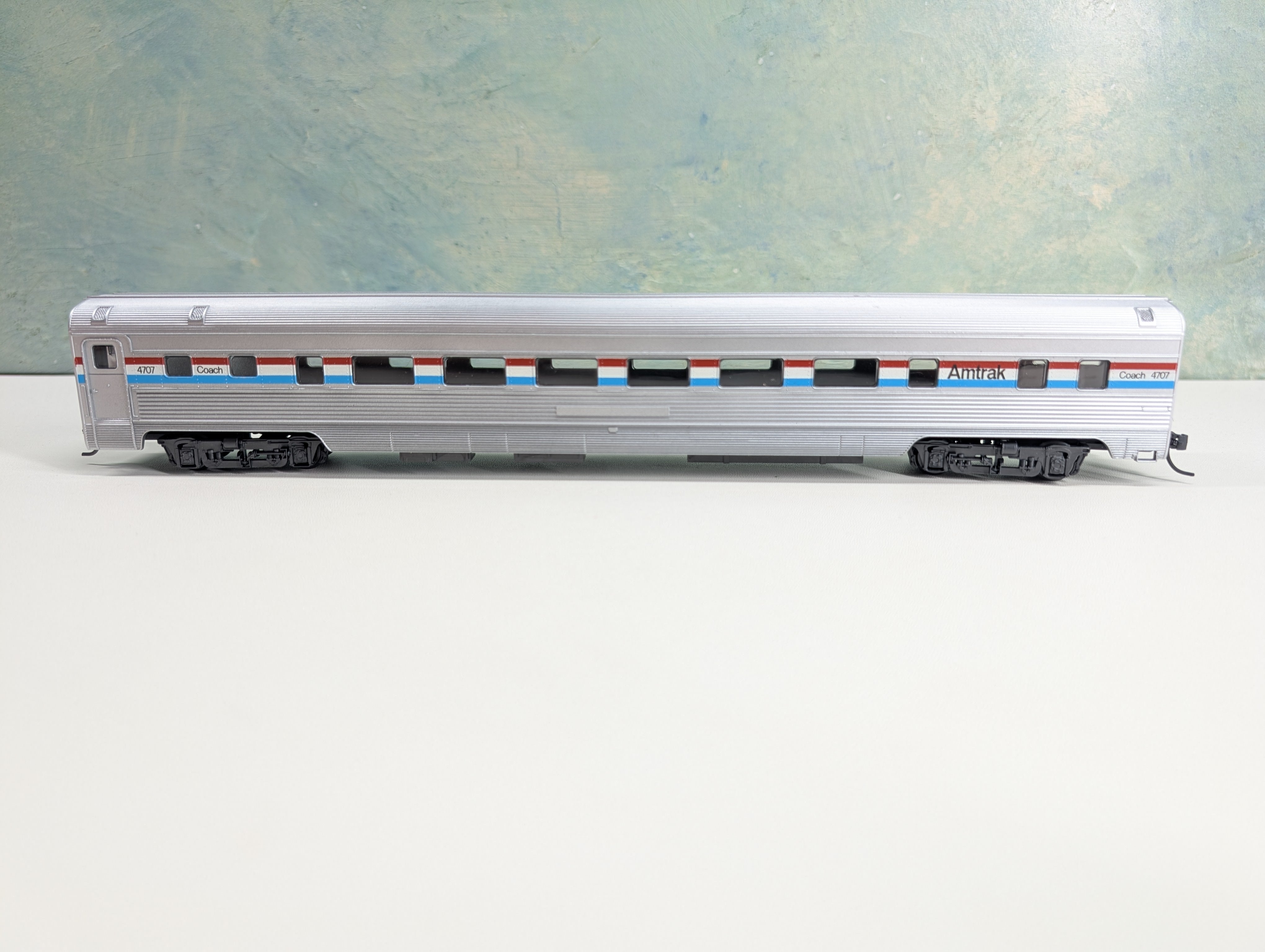 USED Rivarossi HO Scale Coach Passenger Car Amtrak #4707