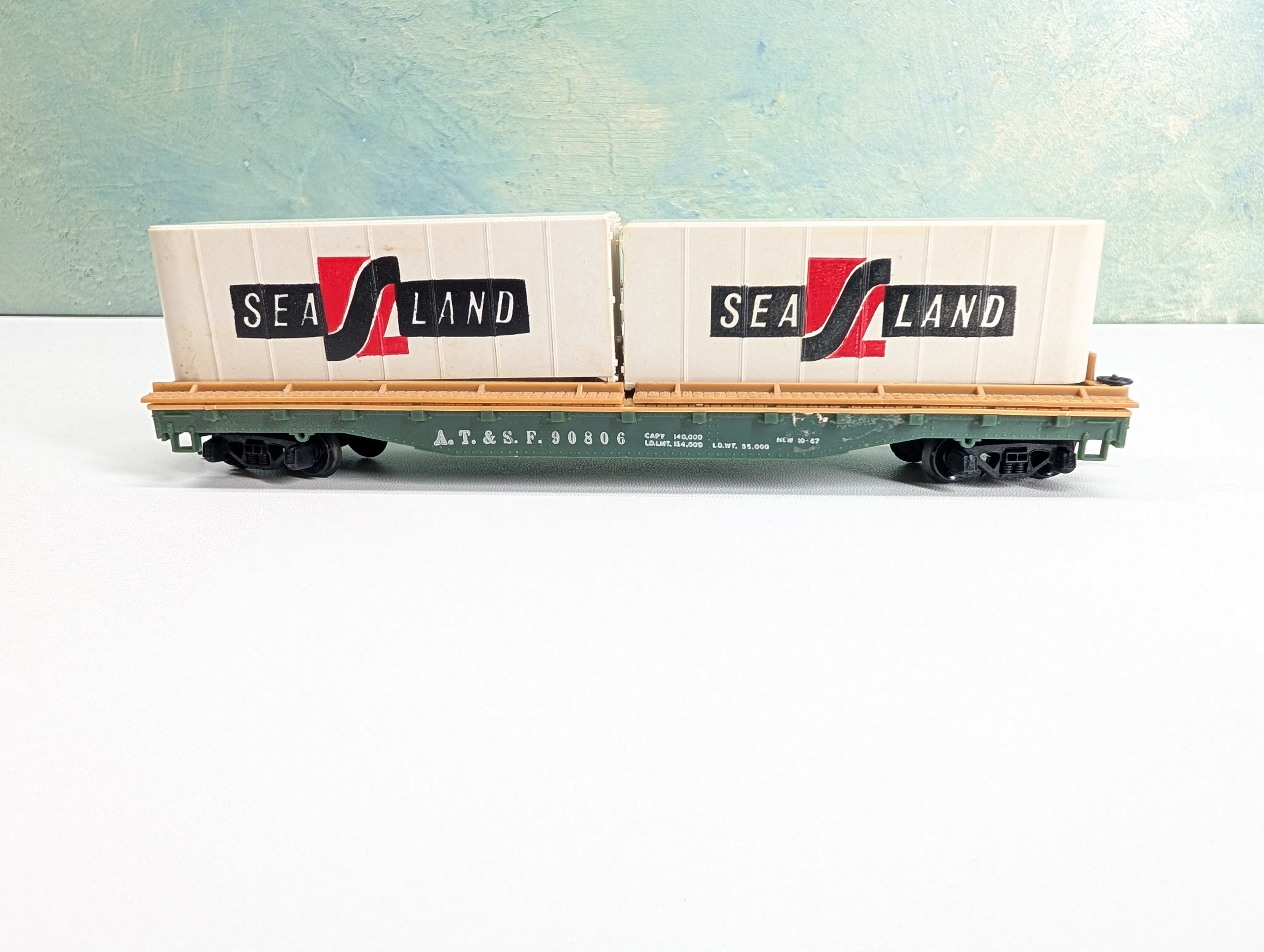 USED Mantua HO Scale 50' Flat Car w/ 2 Sealand Trailers Santa Fe ATSF #90806