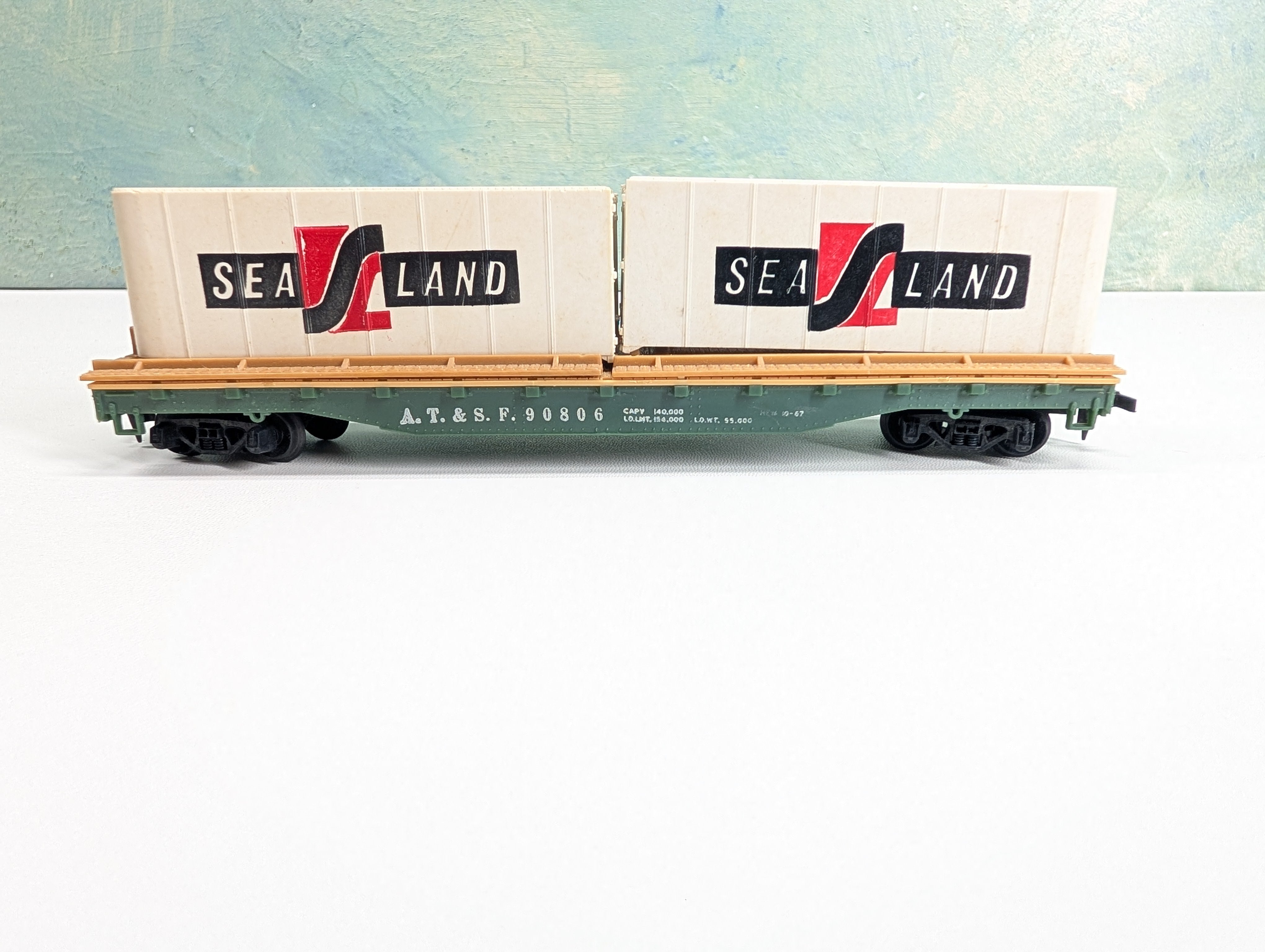 USED Mantua HO Scale 50' Flat Car w/ 2 Sealand Trailers Santa Fe ATSF #90806