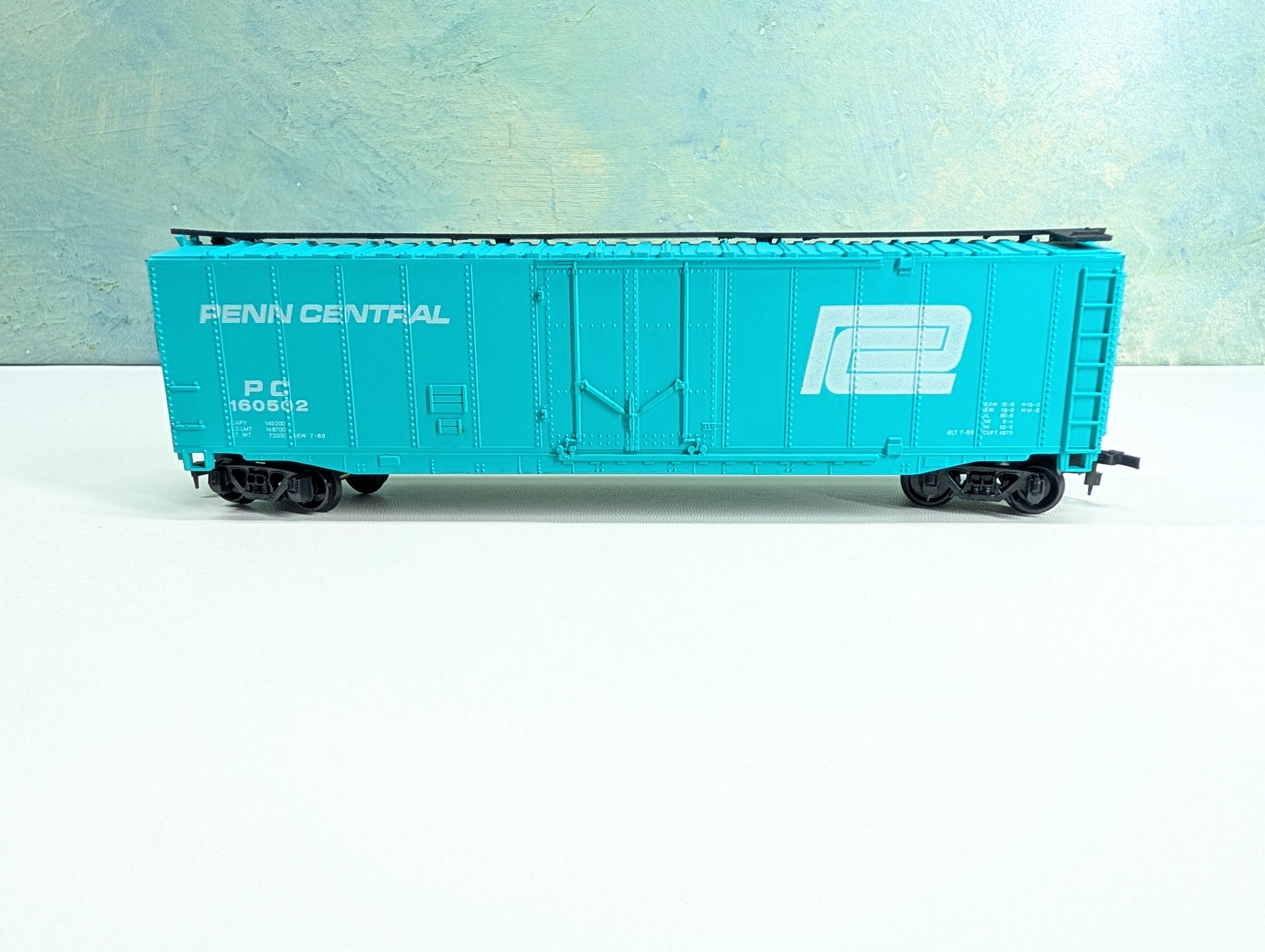 USED Bachmann HO Scale 50' PD Box Car Penn Central PC #160502