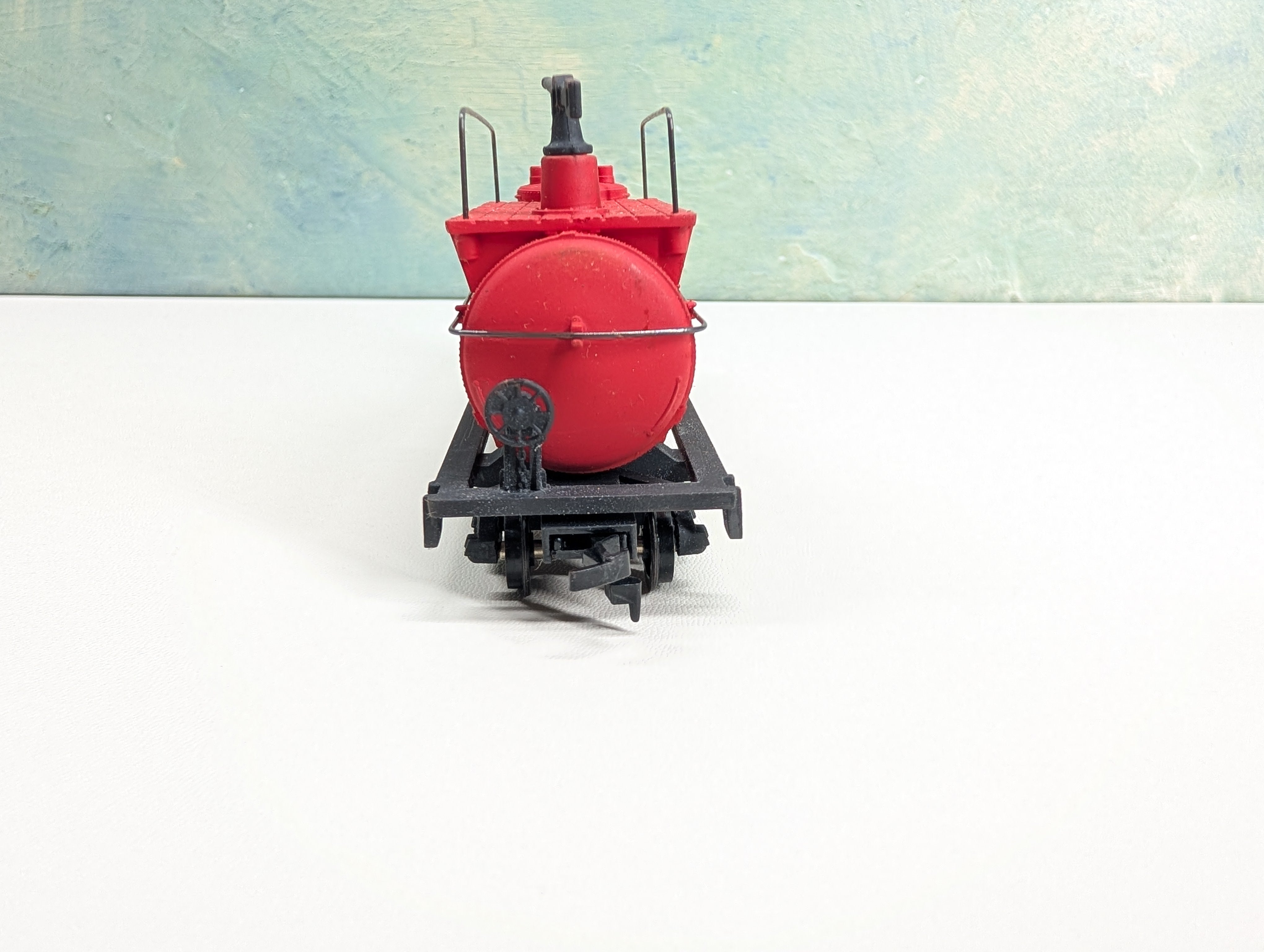USED Cox HO Scale Fire Tank Car, Painted Red