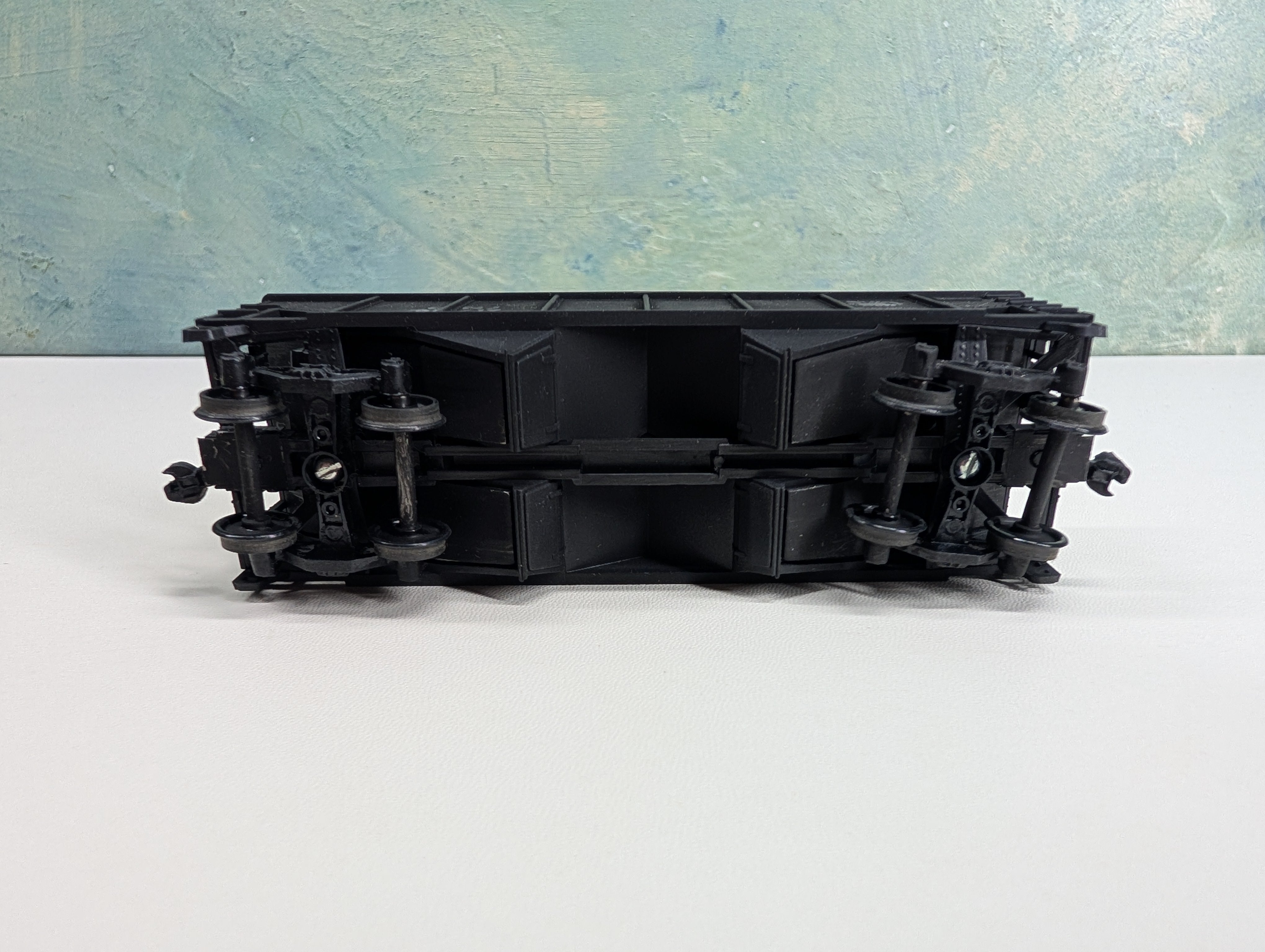 USED Athearn HO Scale 2 Bay Hoper w/ Coal Load CNJ #68719