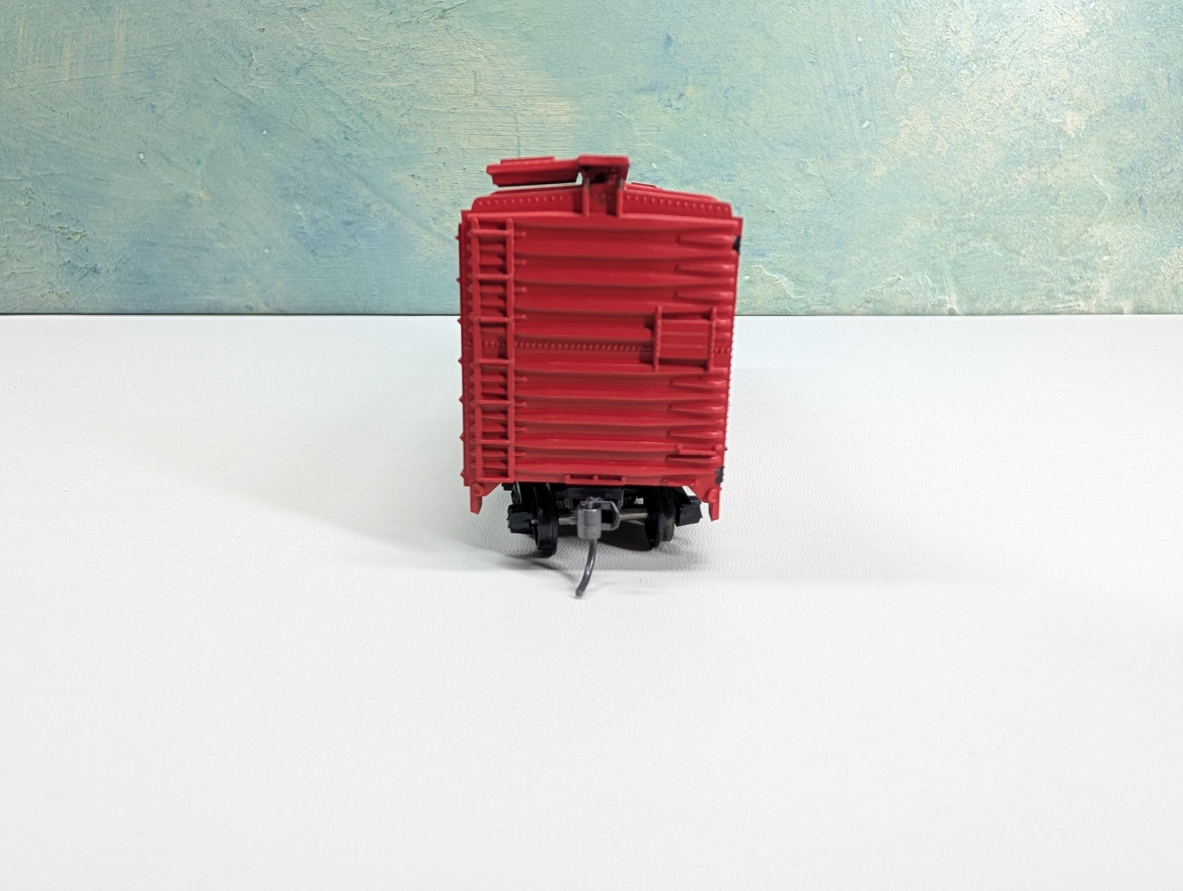 USED Athearn HO Scale 40' Box Car CP Rail #254768 Bev-Bel