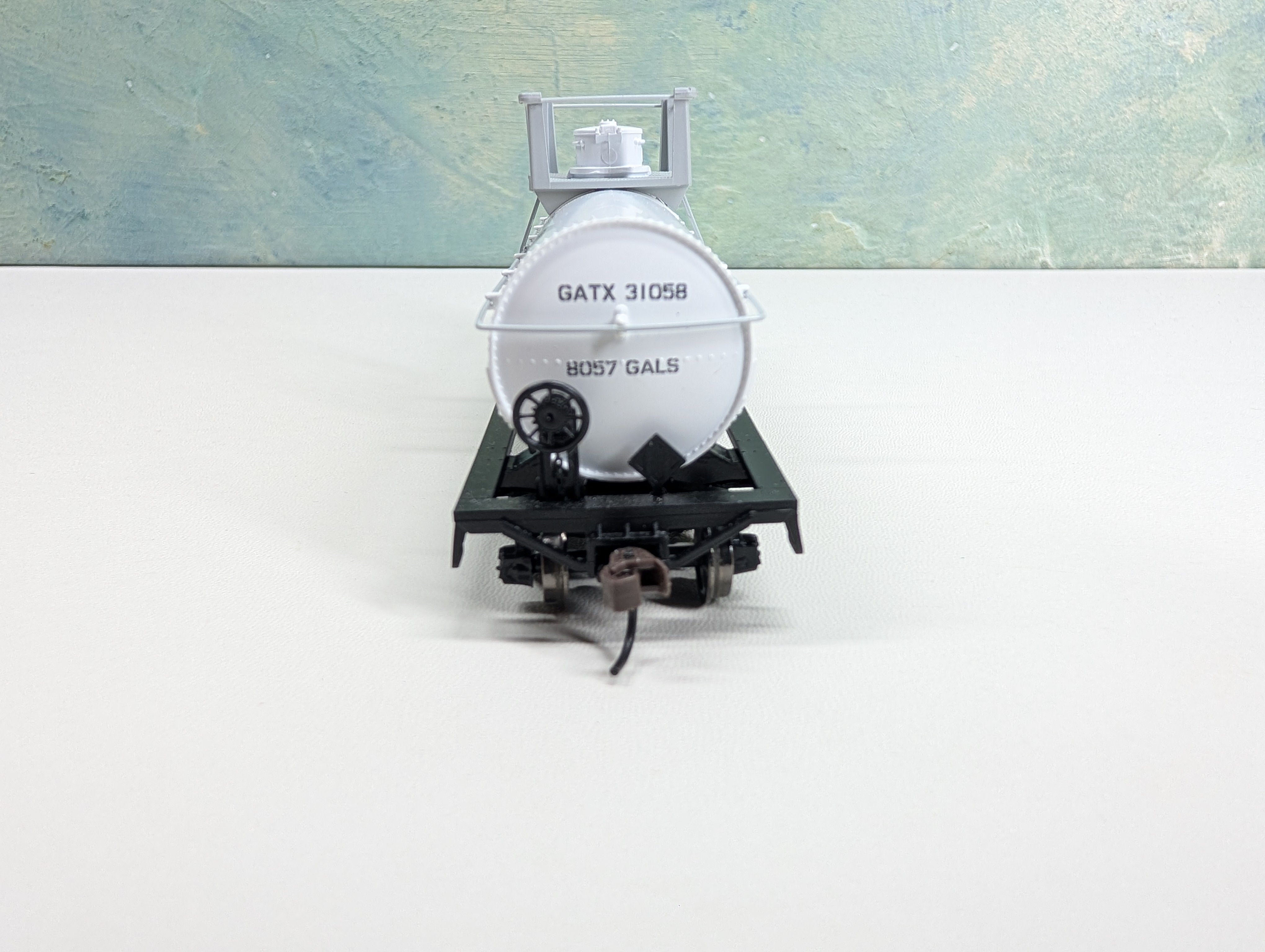 USED Athearn HO Scale Tank Car Baker's Chocolate GATX #31058 Metal Wheels