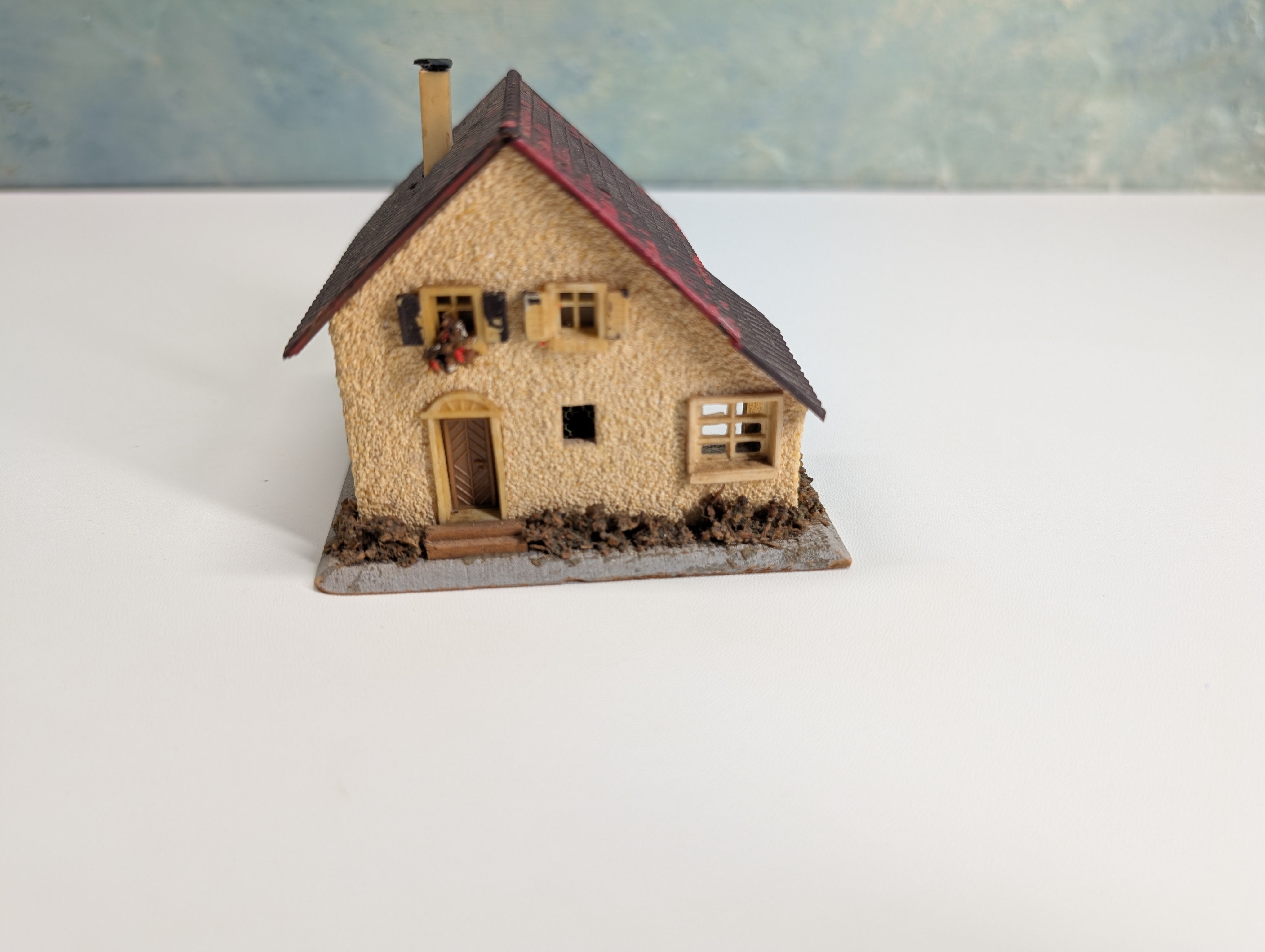 USED Faller 205 HO Scale German House