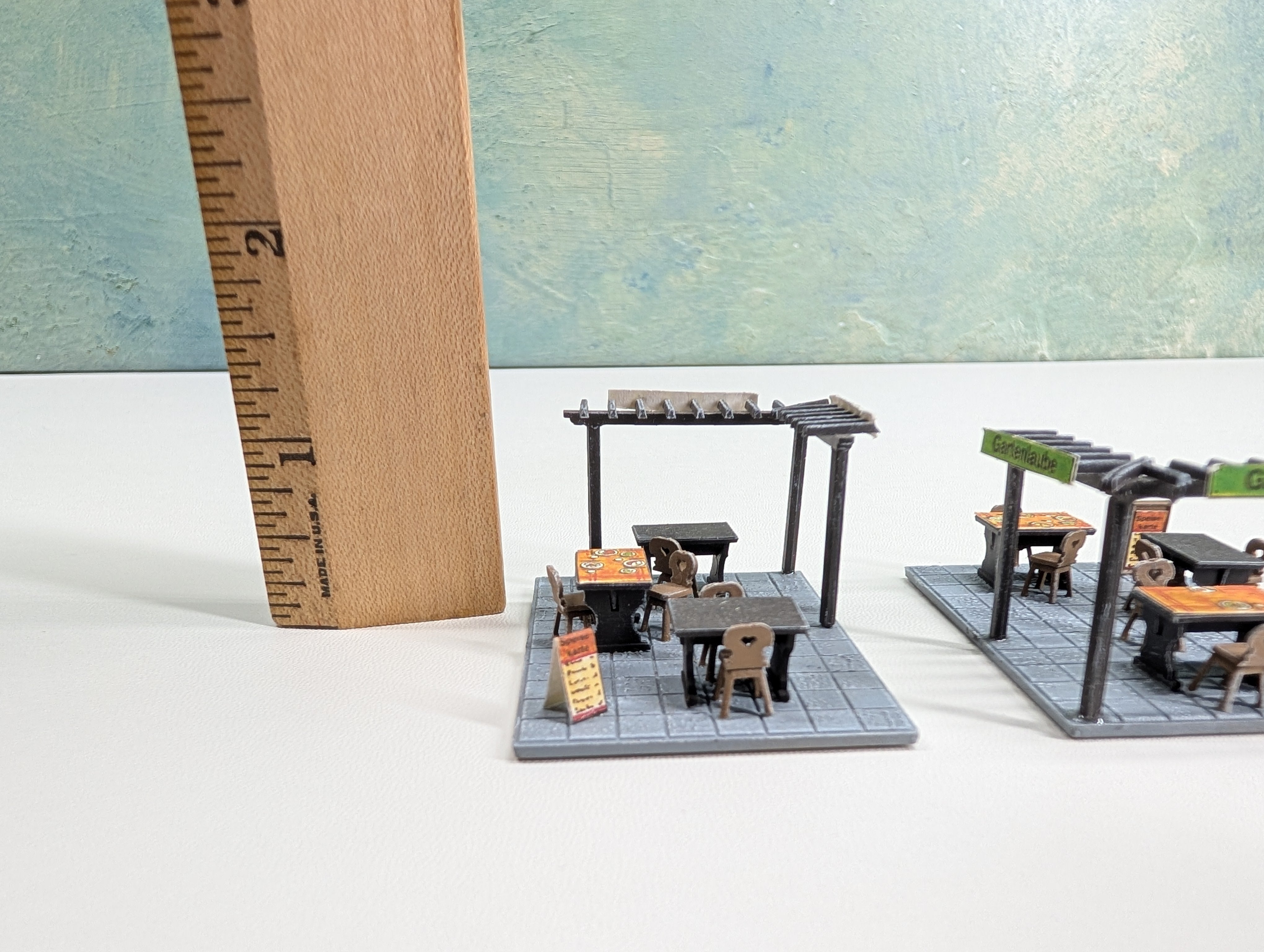 USED Vollmer 26103 HO Scale Outside Seating for Outdoor Eating, Restaurant