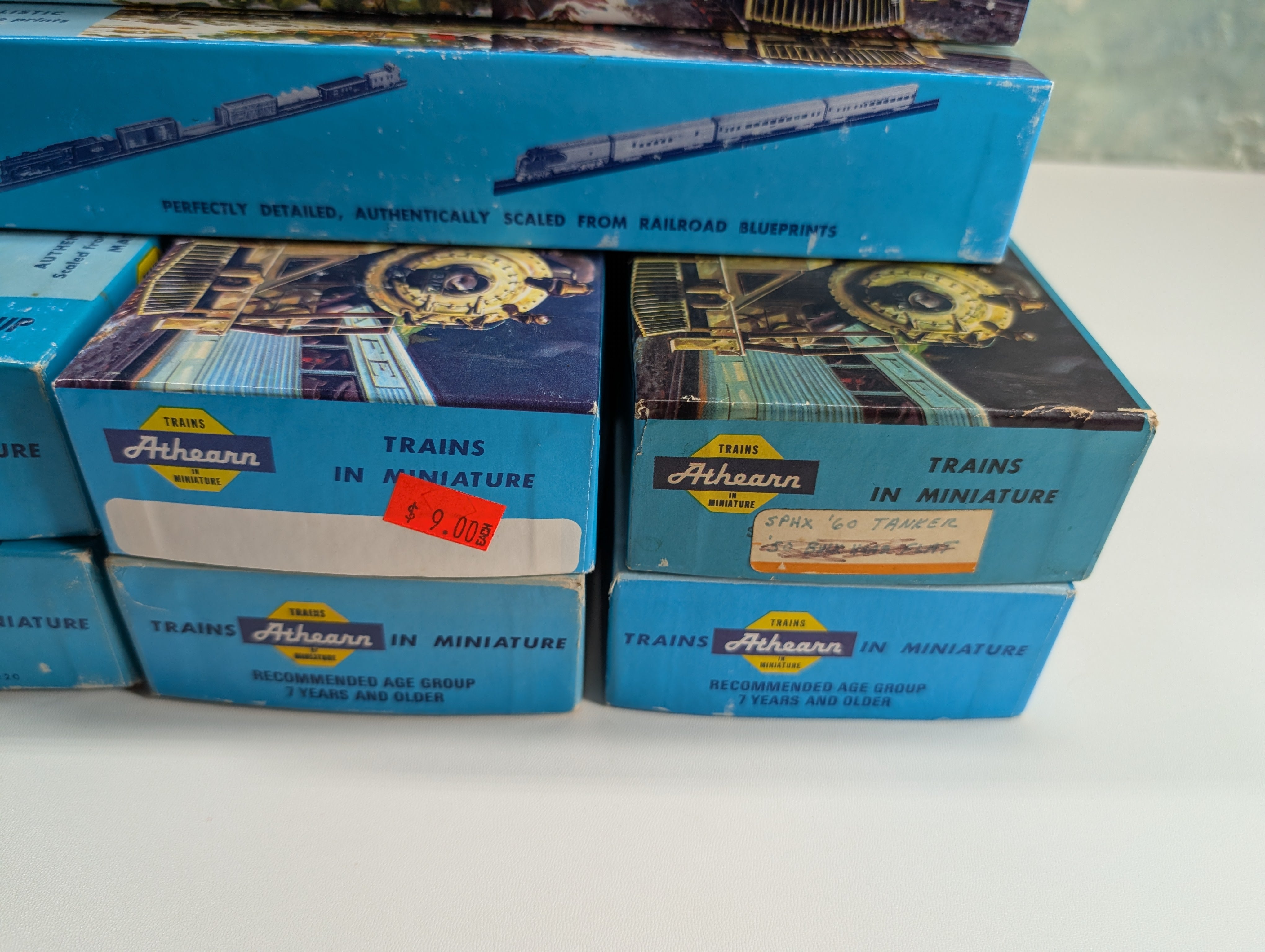 USED Athearn HO Scale Lot of Long Empty Train Boxes for Storage (8 pcs)