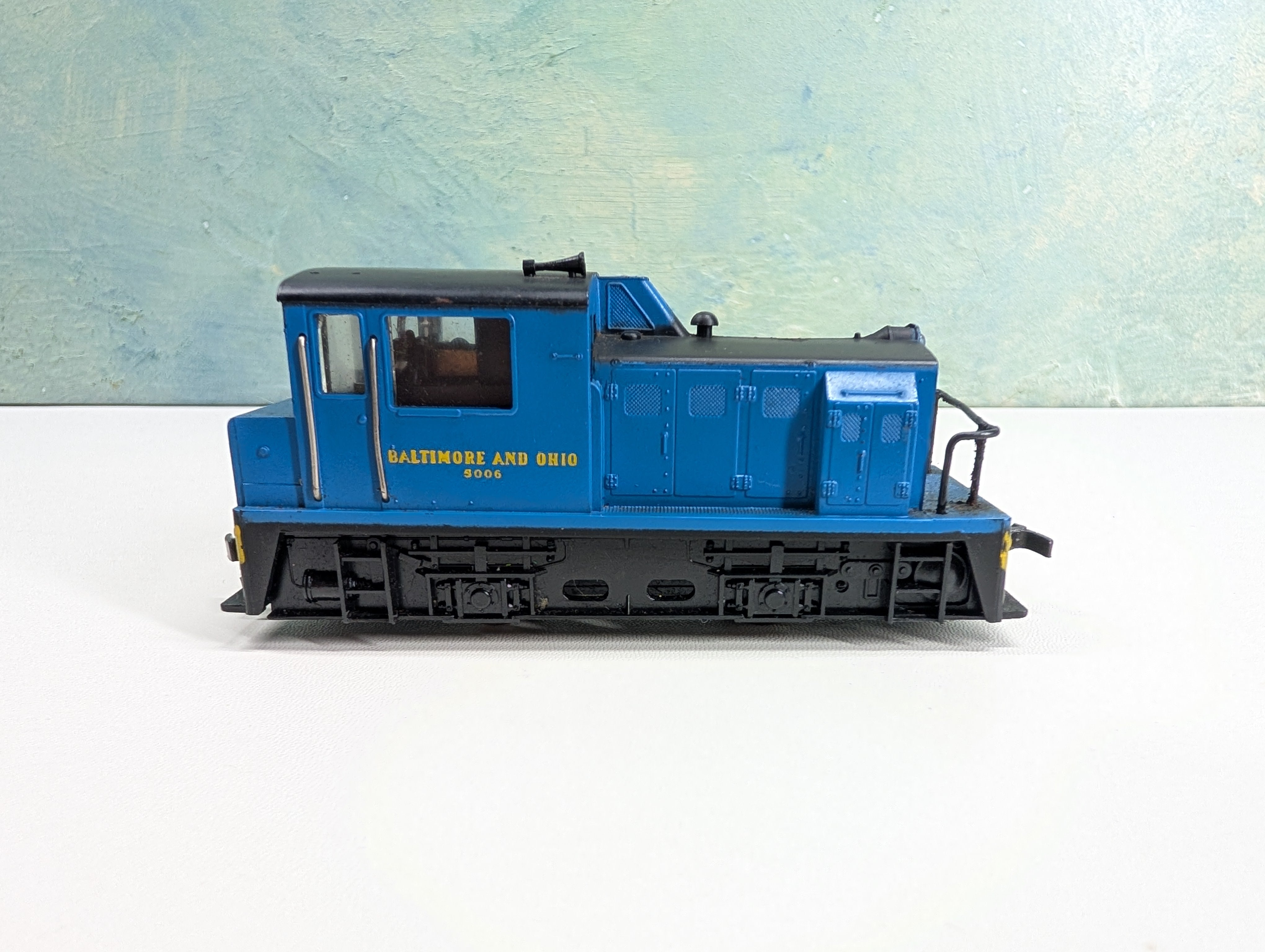 USED AHM HO Scale Plymouth MDT Diesel Switcher Locomotive Baltimore and Ohio B&O #5006 Tested! DC