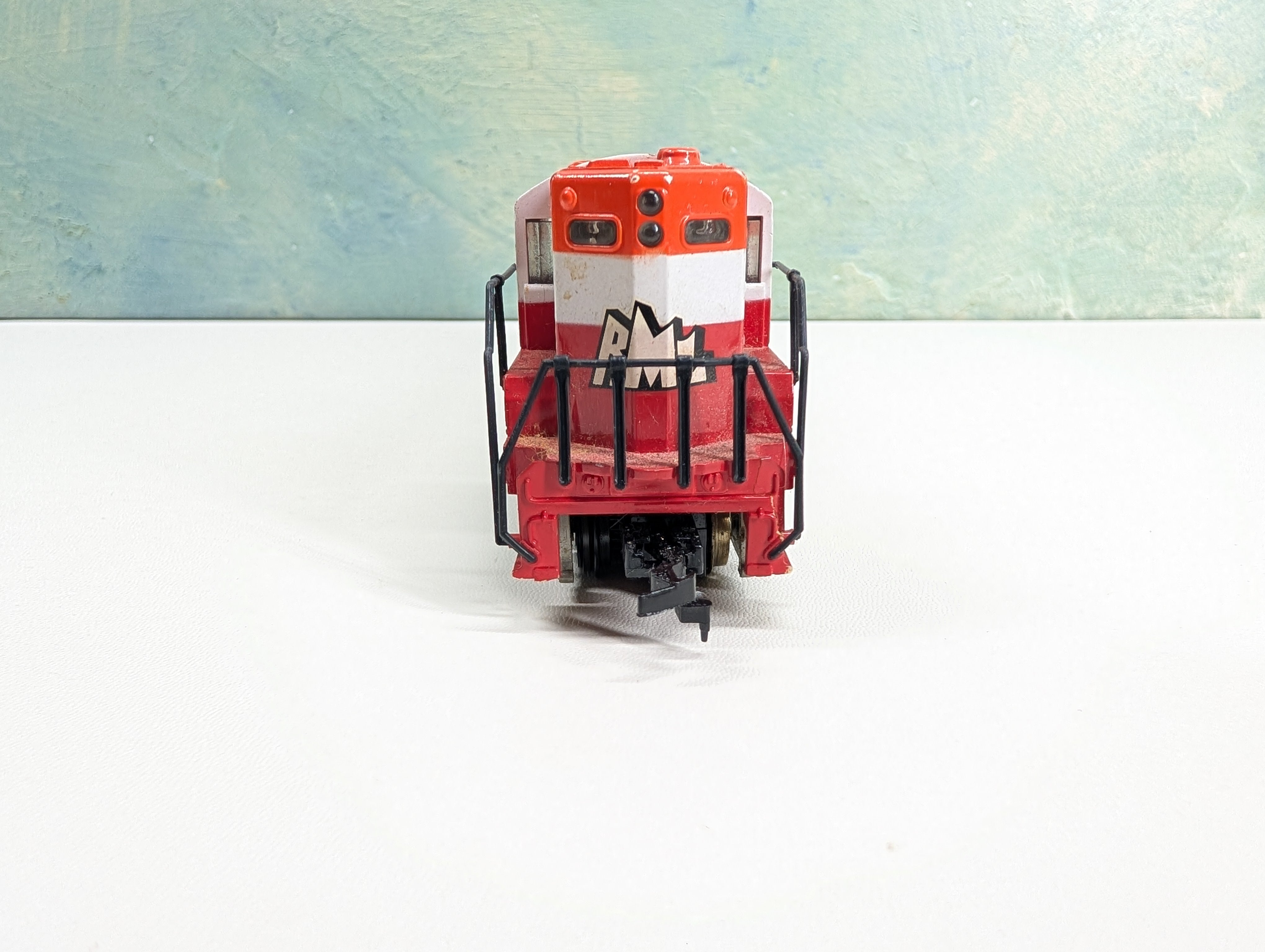 USED Tyco HO Scale SD-24 Diesel Locomotive Rocky Mountain Line Runs Great! DC