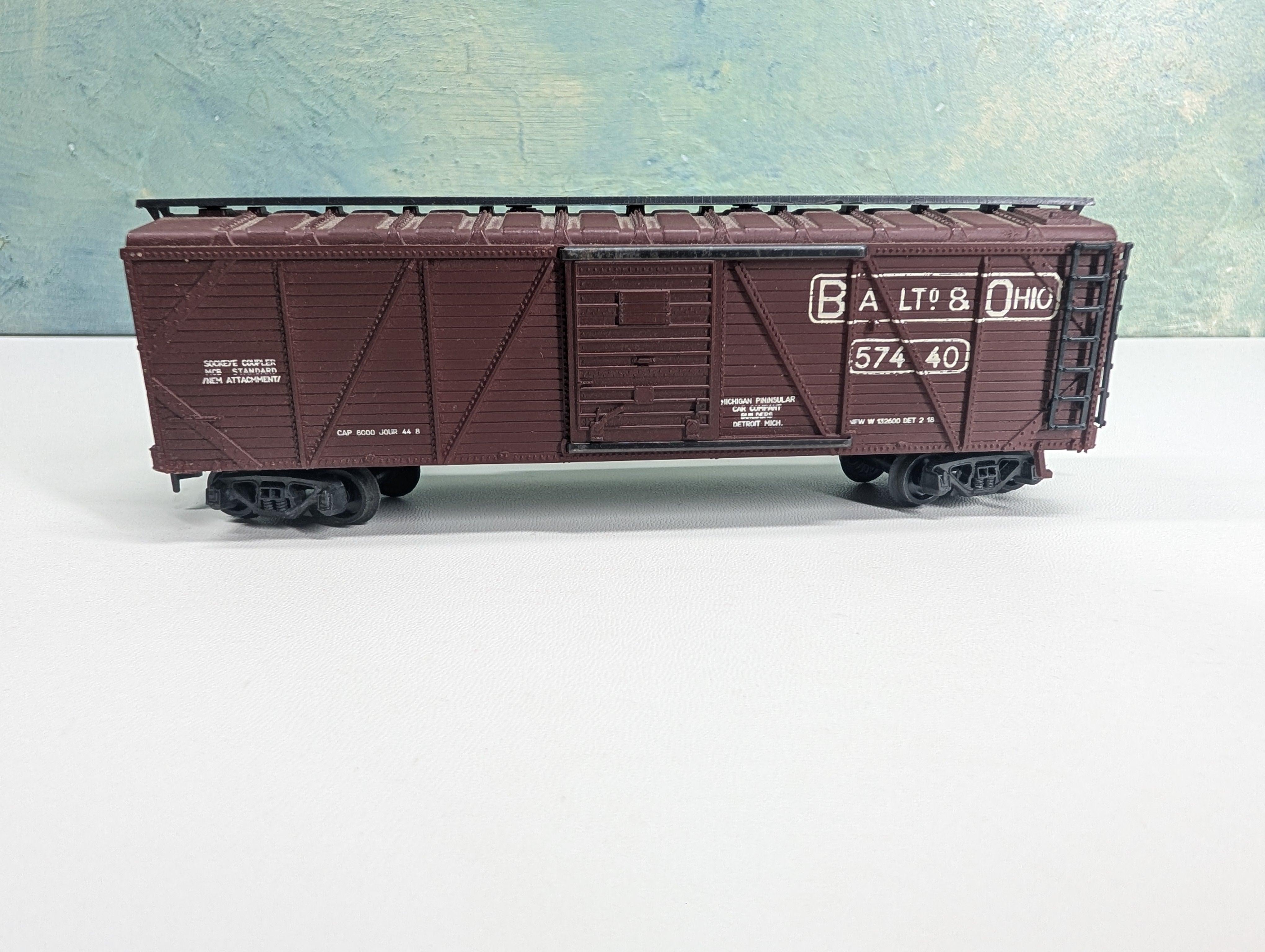 USED AHM HO Scale 41' Wooden Box Car Baltimore and Ohio #57440