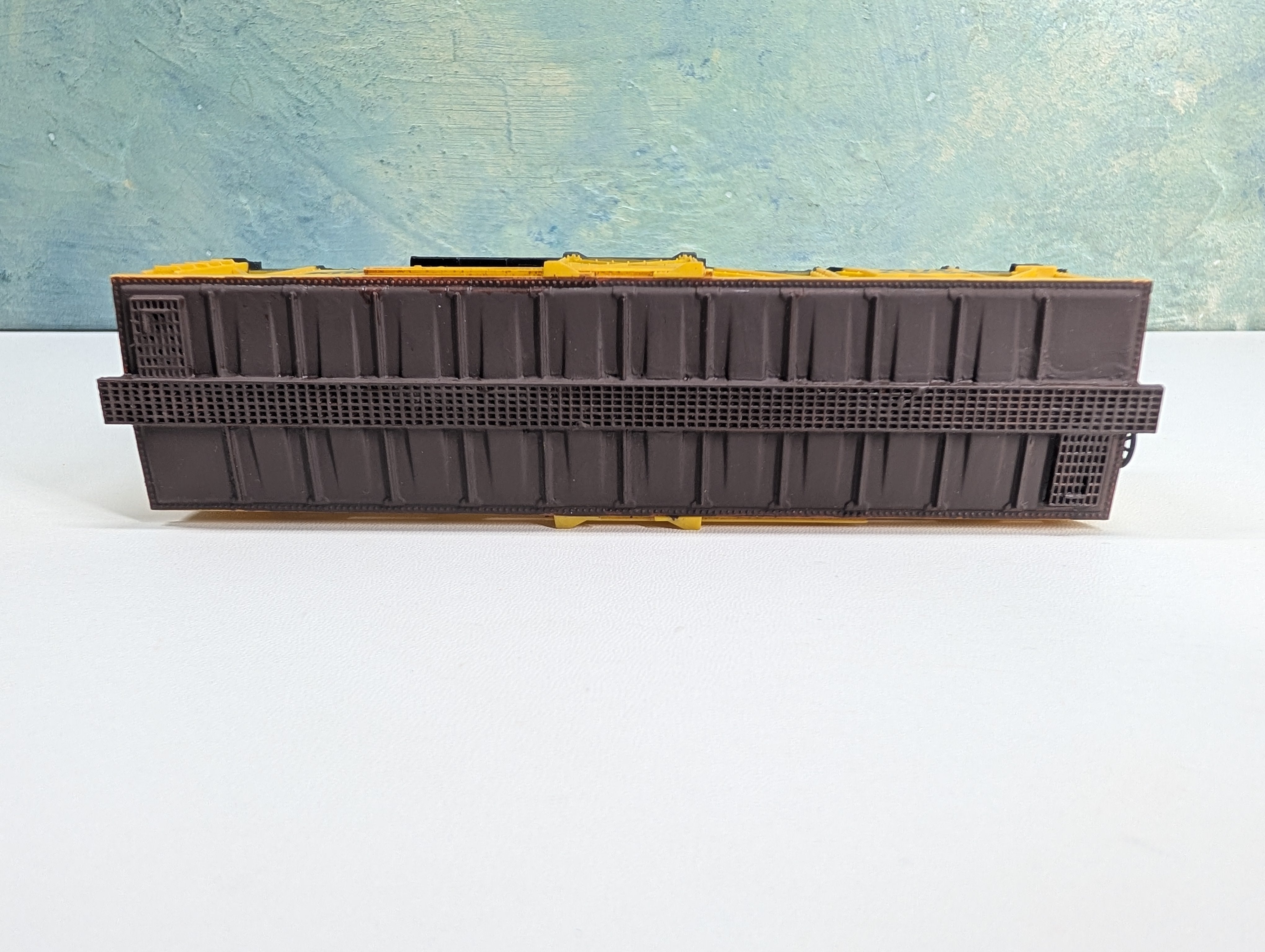 USED Life-Like 8460 HO Scale Cattle Livestock Car MKT #4702