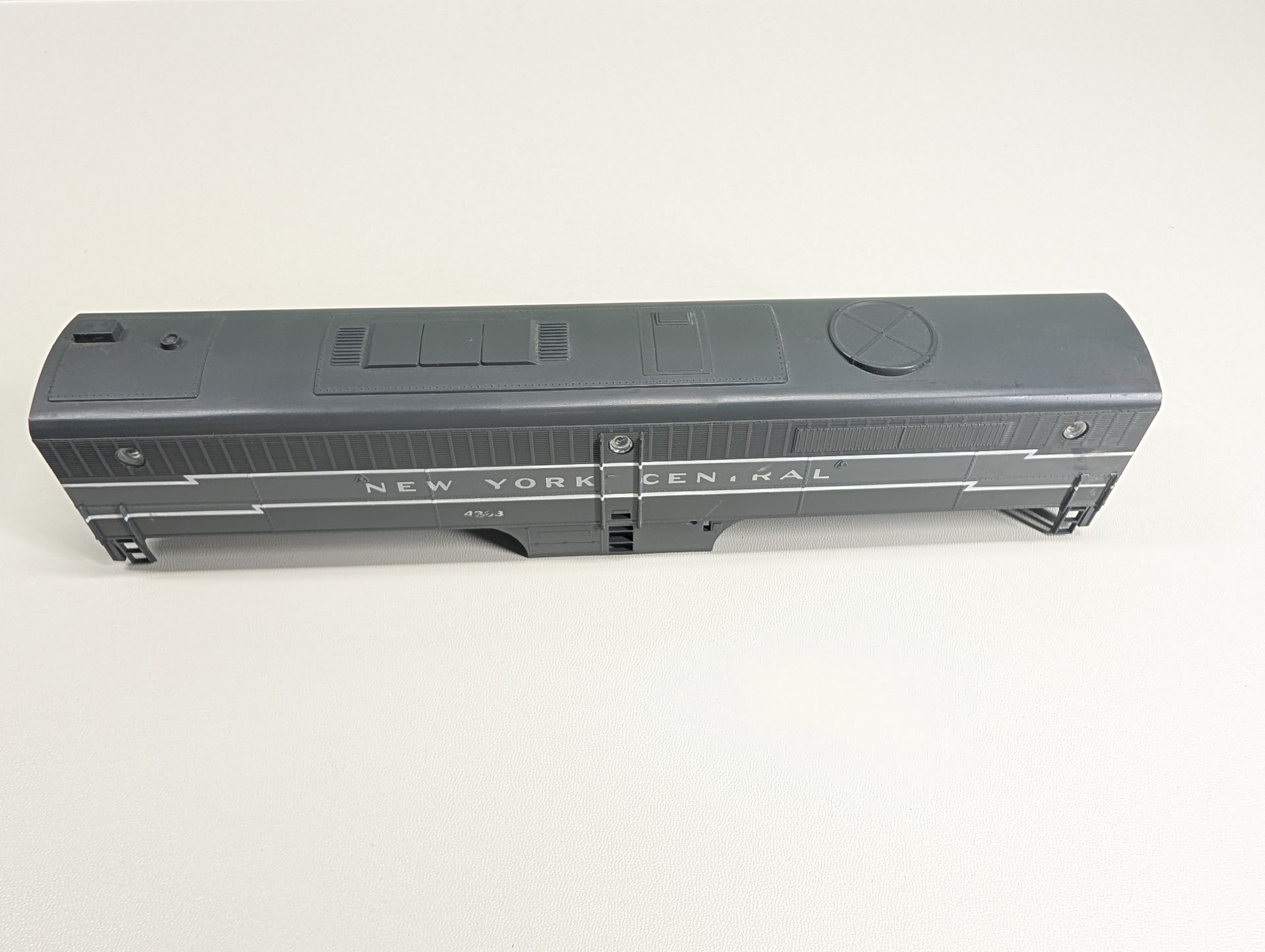 USED Athearn HO Scale PB-1 Diesel Locomotive Shell Only New York Central NYC #4303