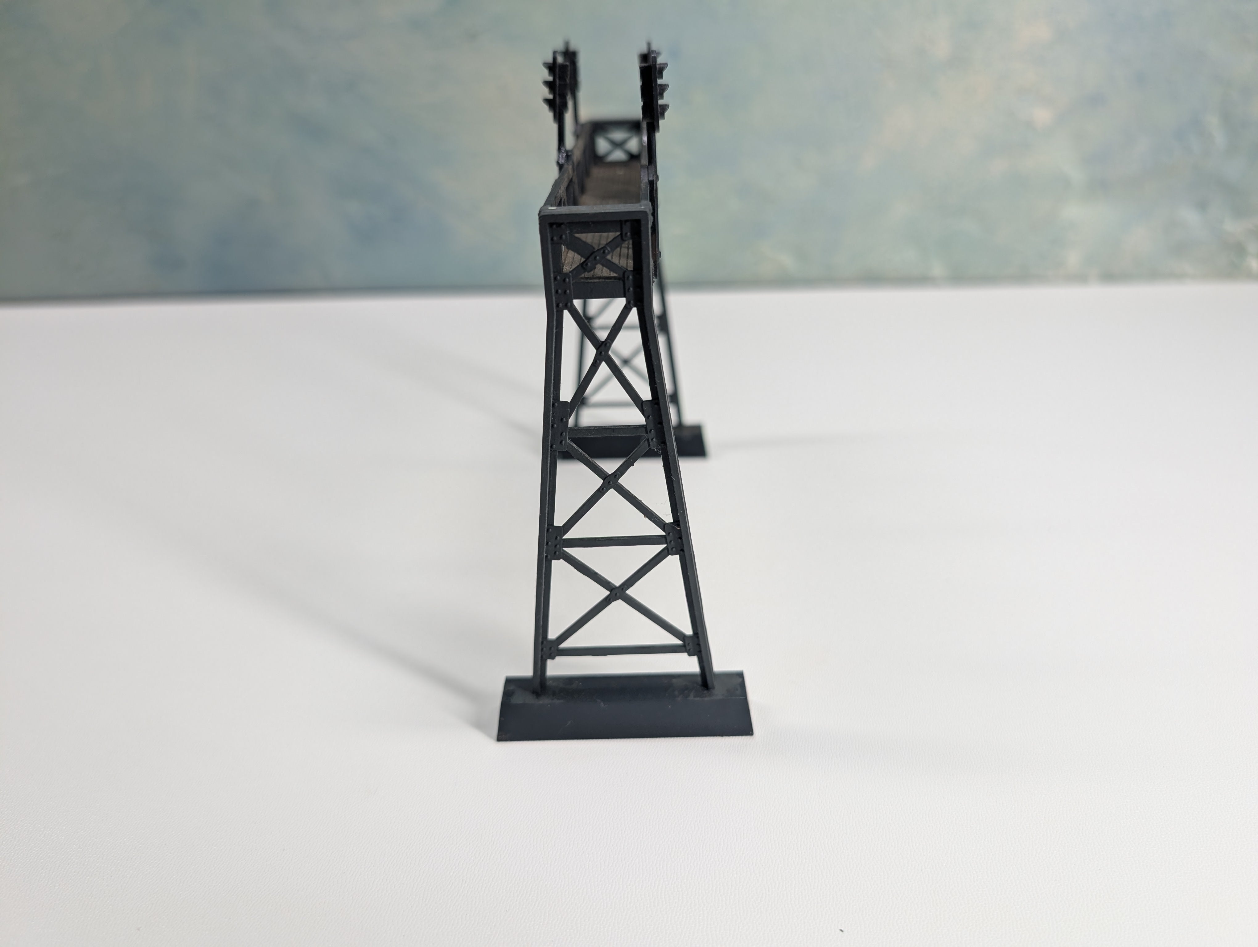 USED AHM 5613 HO Scale Signal Bridge
