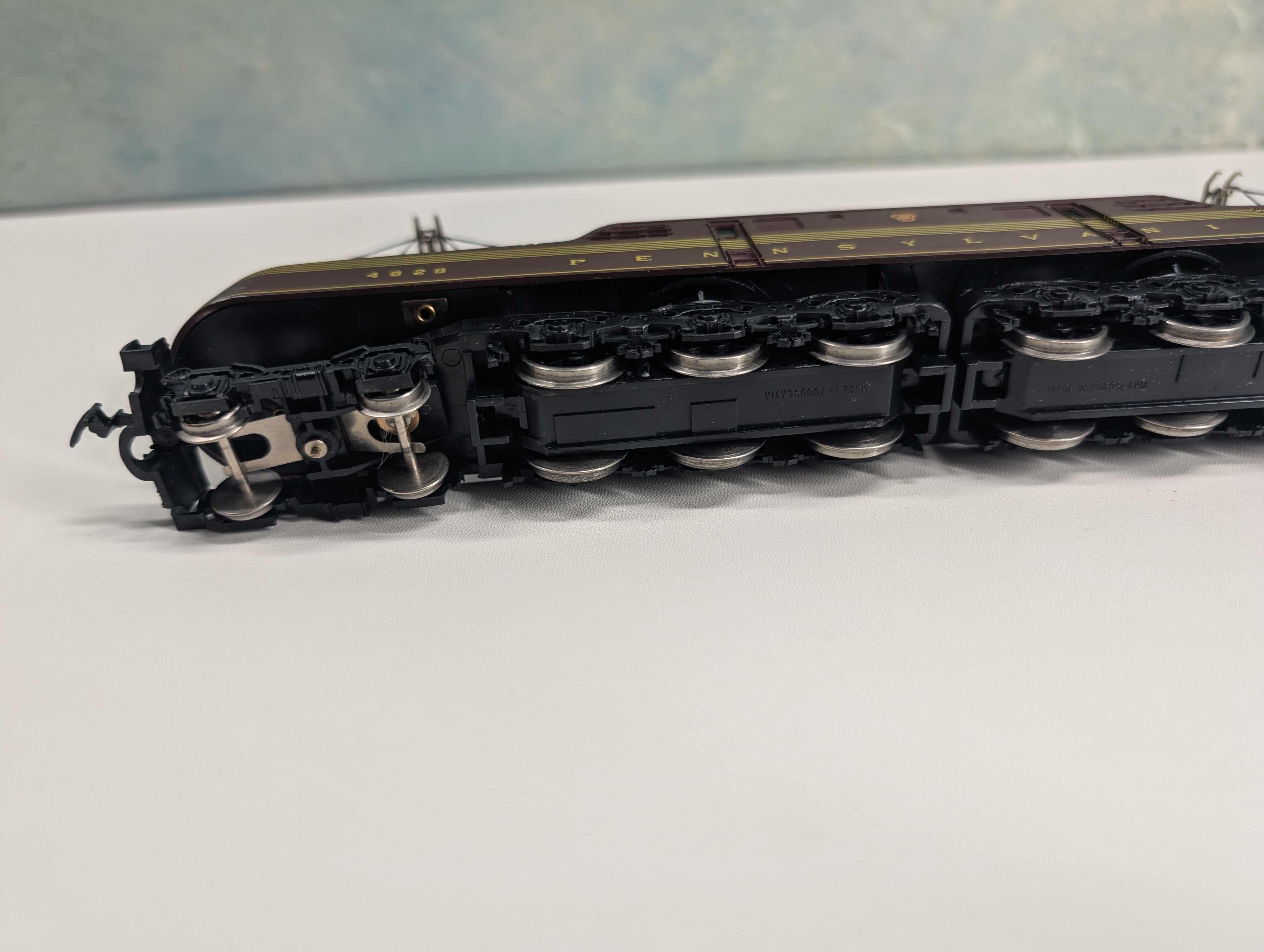 USED IHC HO Scale GG-1 Electric Locomotive Pennsylvania PRR #4828 Runs Great! DC