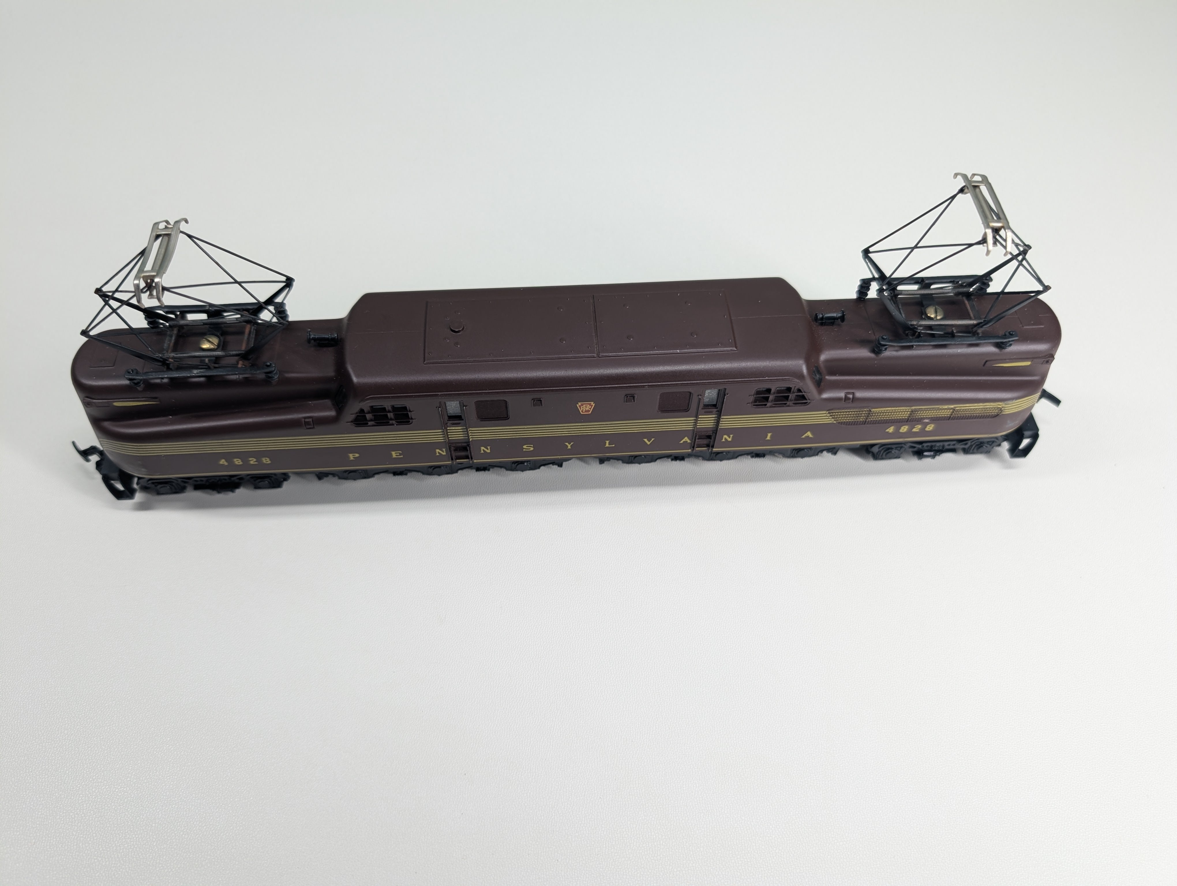USED IHC HO Scale GG-1 Electric Locomotive Pennsylvania PRR #4828 Runs Great! DC