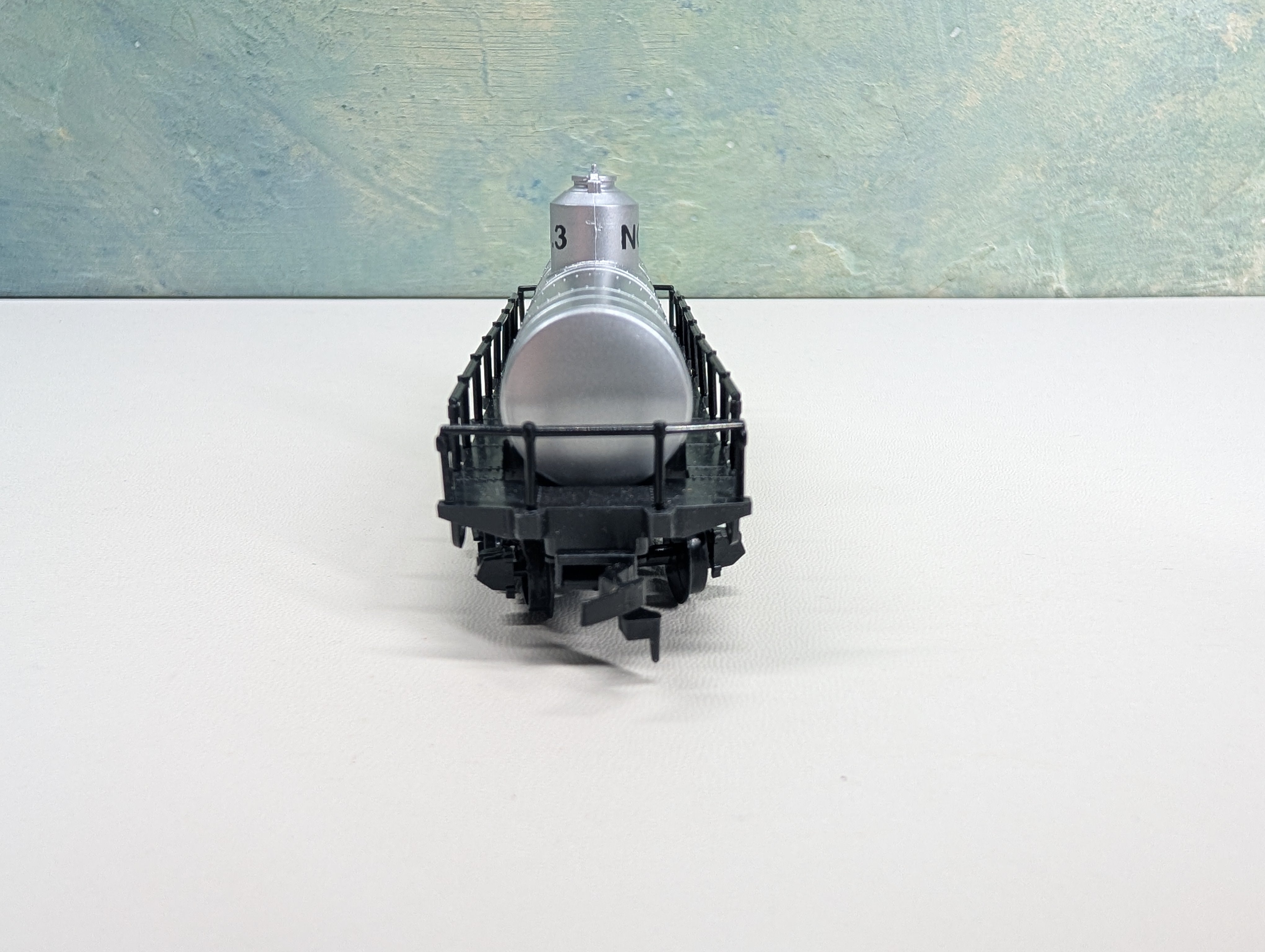 USED IHC HO Scale Old Time Tank Car Conoco Inc. #3