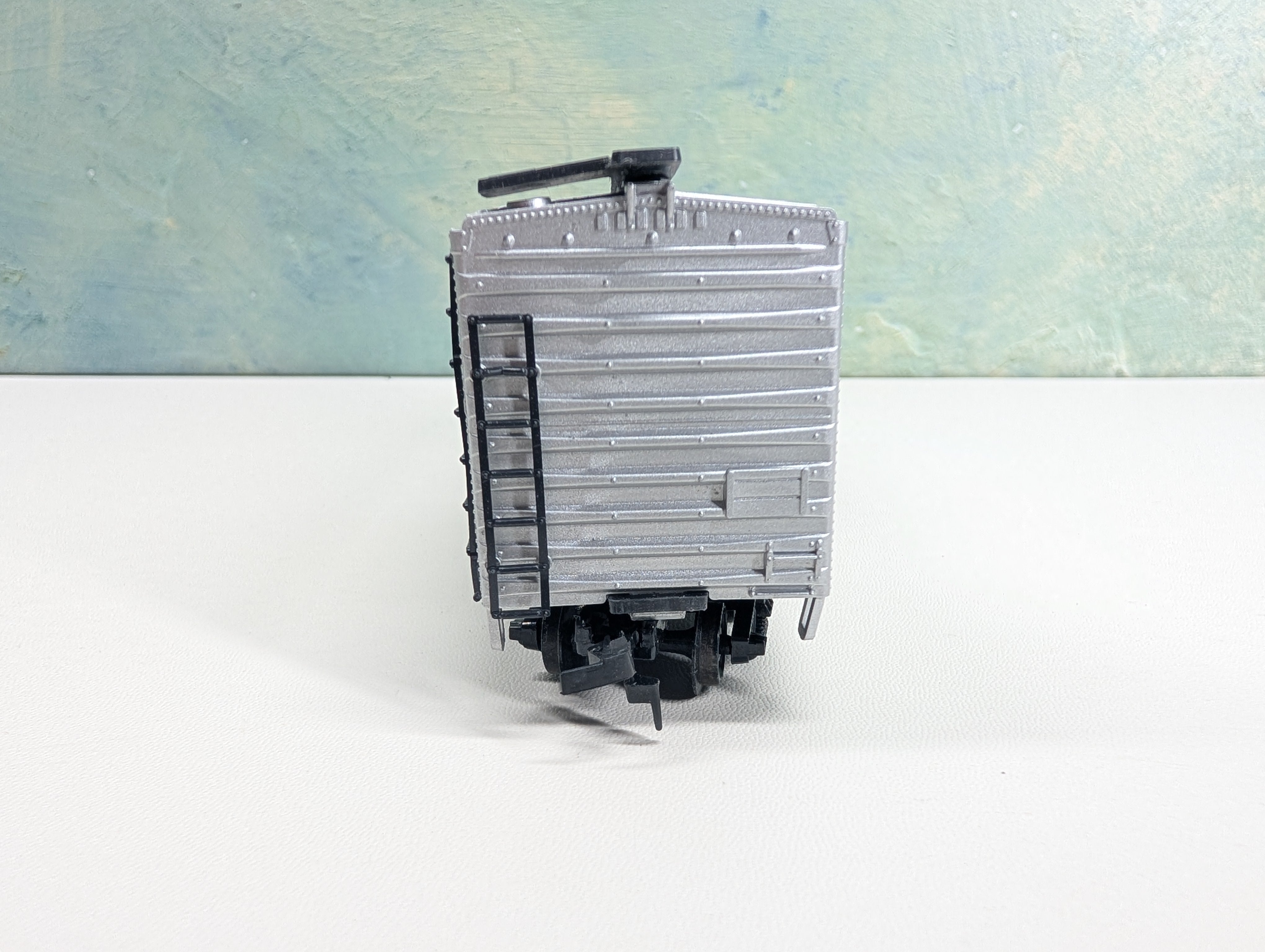 USED ROCO HO Scale 40' Box Car Chesapeake and Ohio C&O #3945