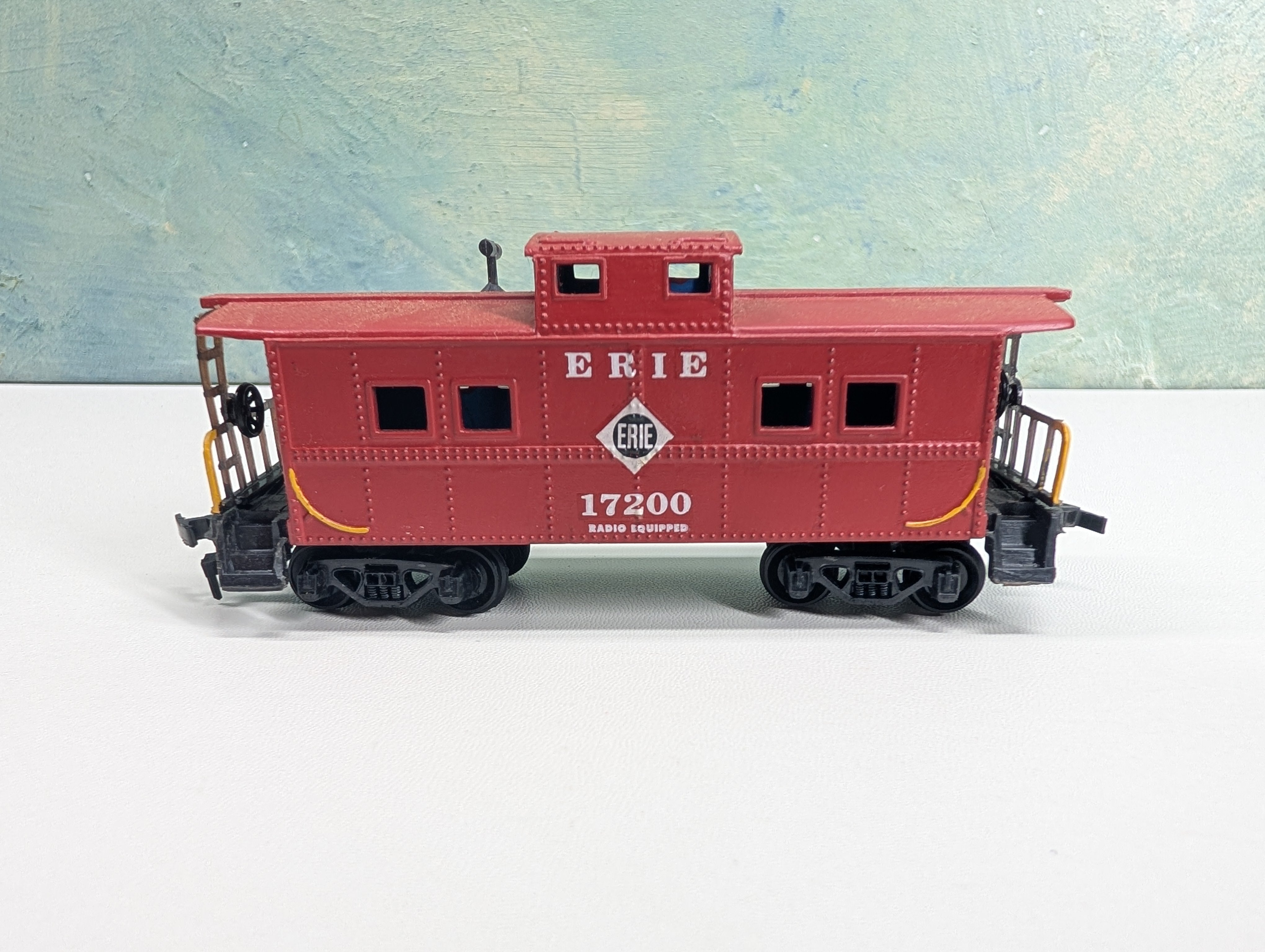 USED Varney HO Scale Caboose Erie #17200 Custom Decals