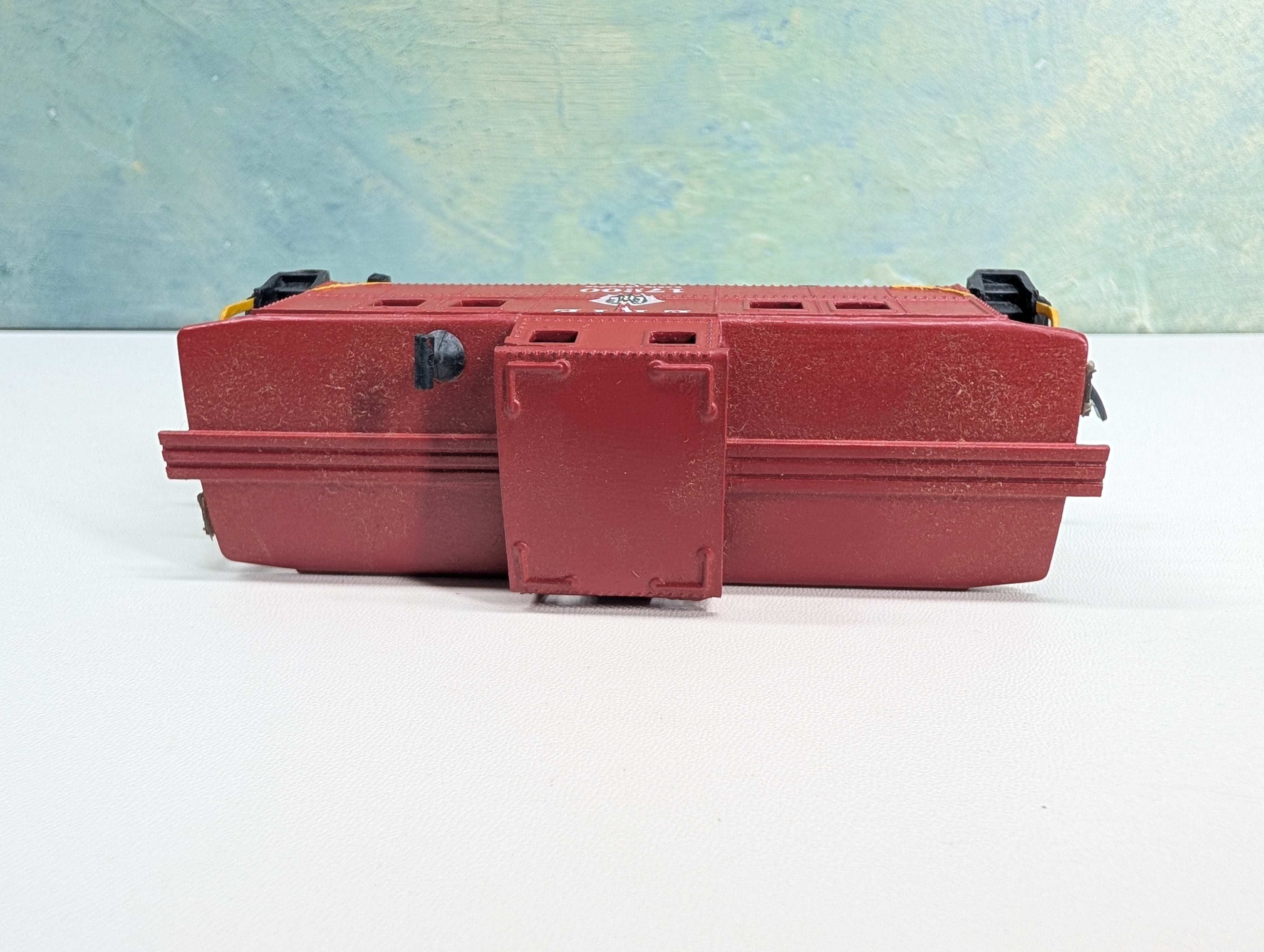 USED Varney HO Scale Caboose Erie #17200 Custom Decals