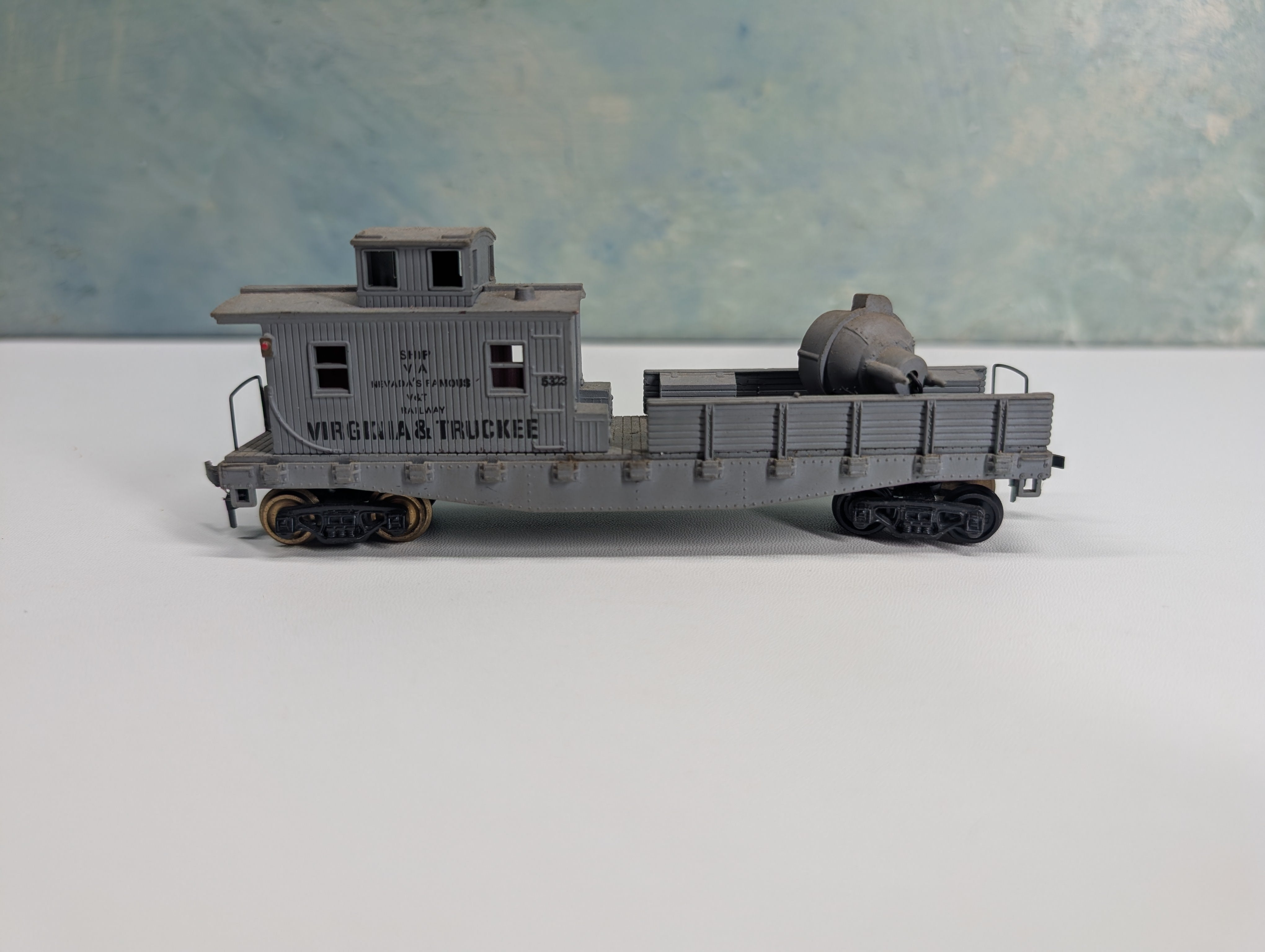 USED Life-Like HO Scale Searchlight Car Virginia and Truckee Railroad Tested!