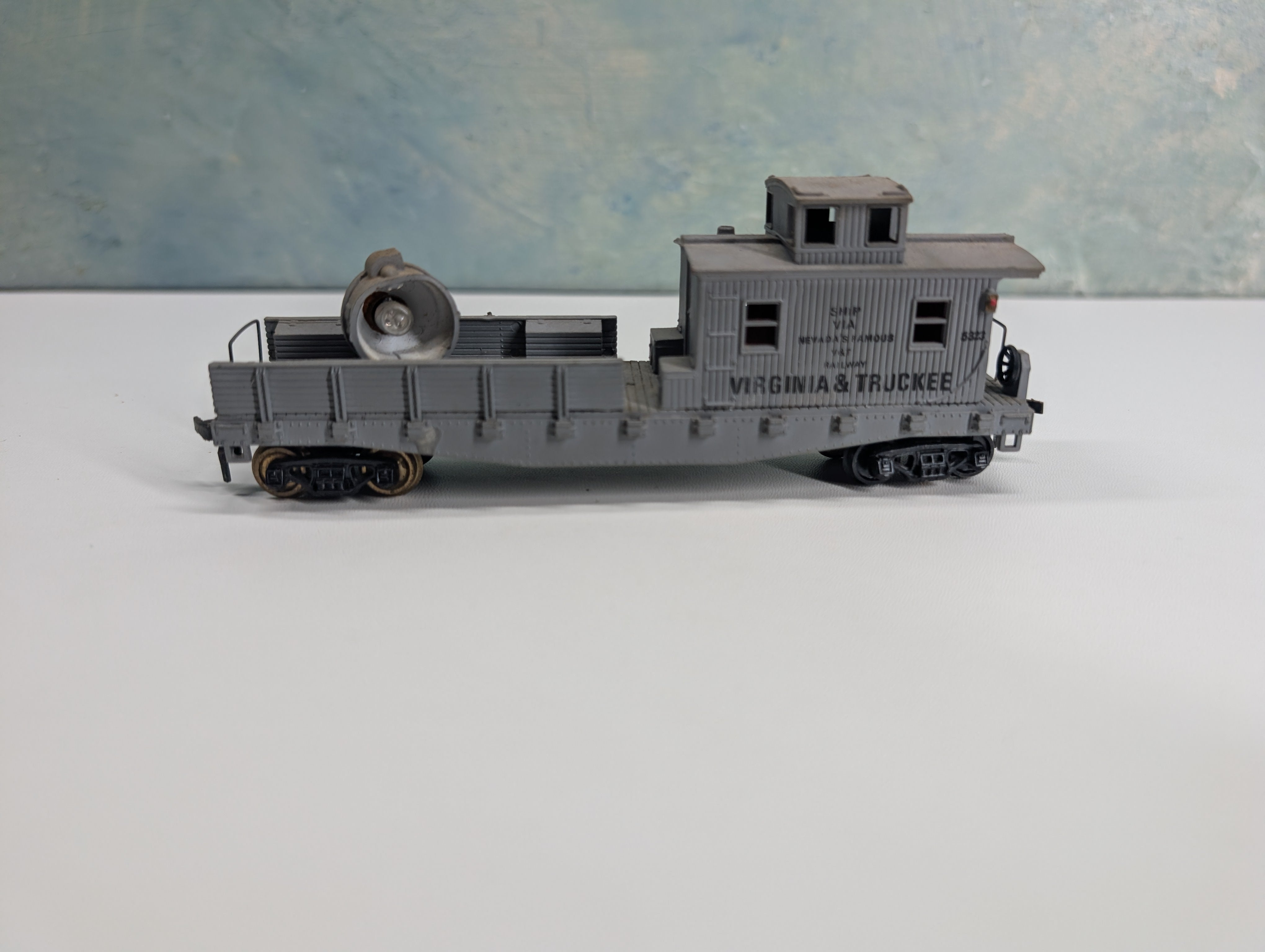 USED Life-Like HO Scale Searchlight Car Virginia and Truckee Railroad Tested!