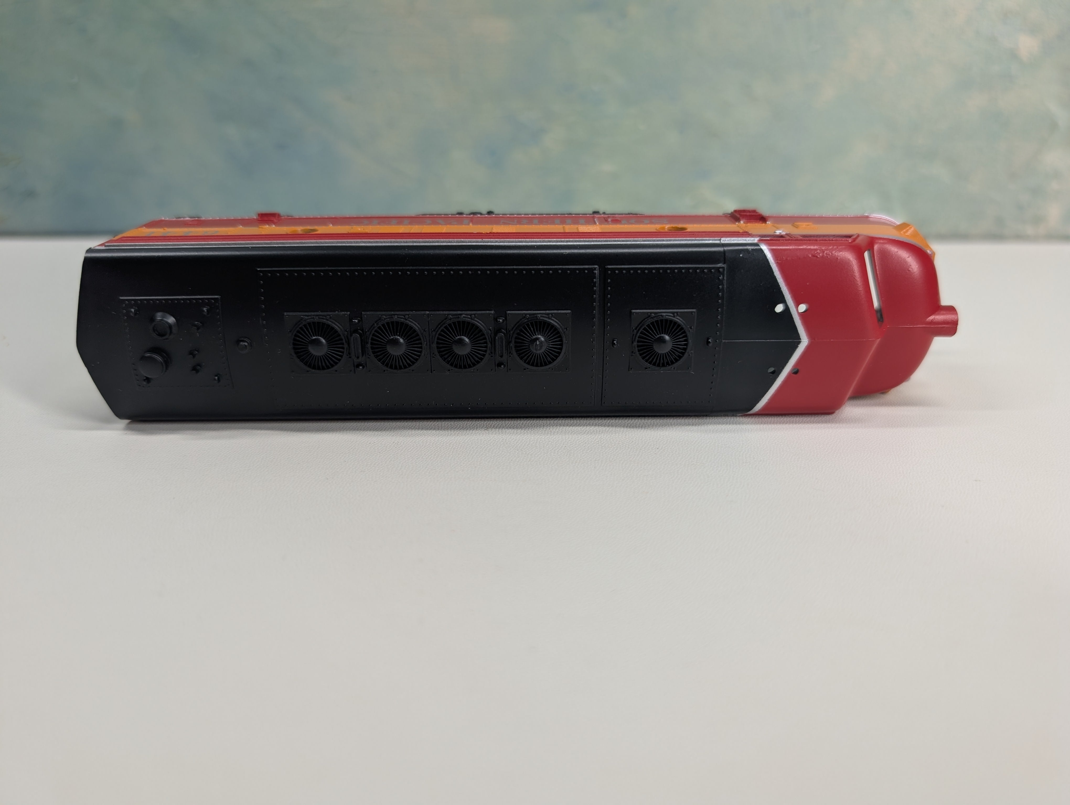 USED Athearn HO Scale F7A Diesel Locomotive Shell Only Southern Pacific SP #6441