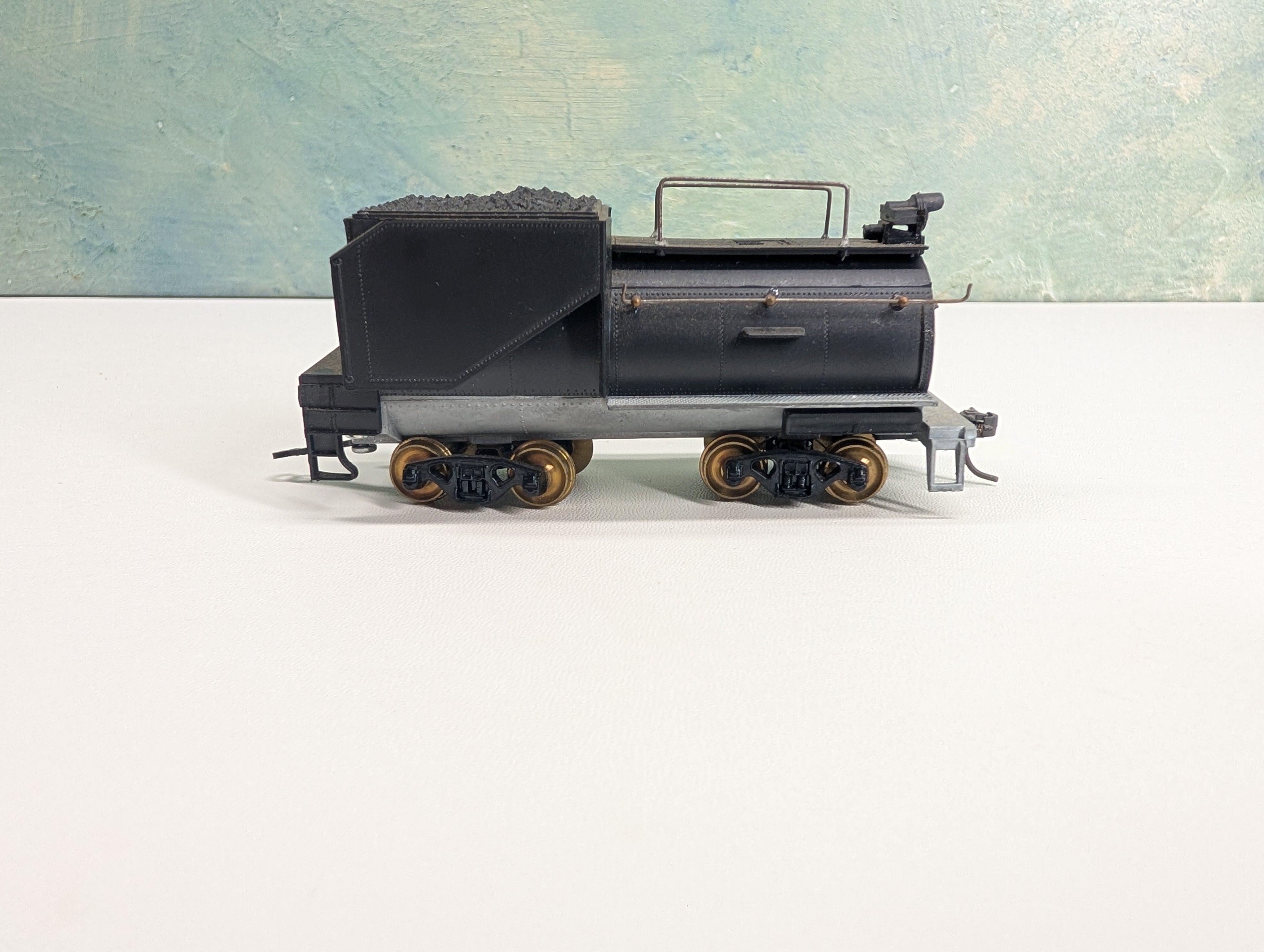 USED Roundhouse 403 HO Scale Short Vanderbilt Steam Locomotive Tender