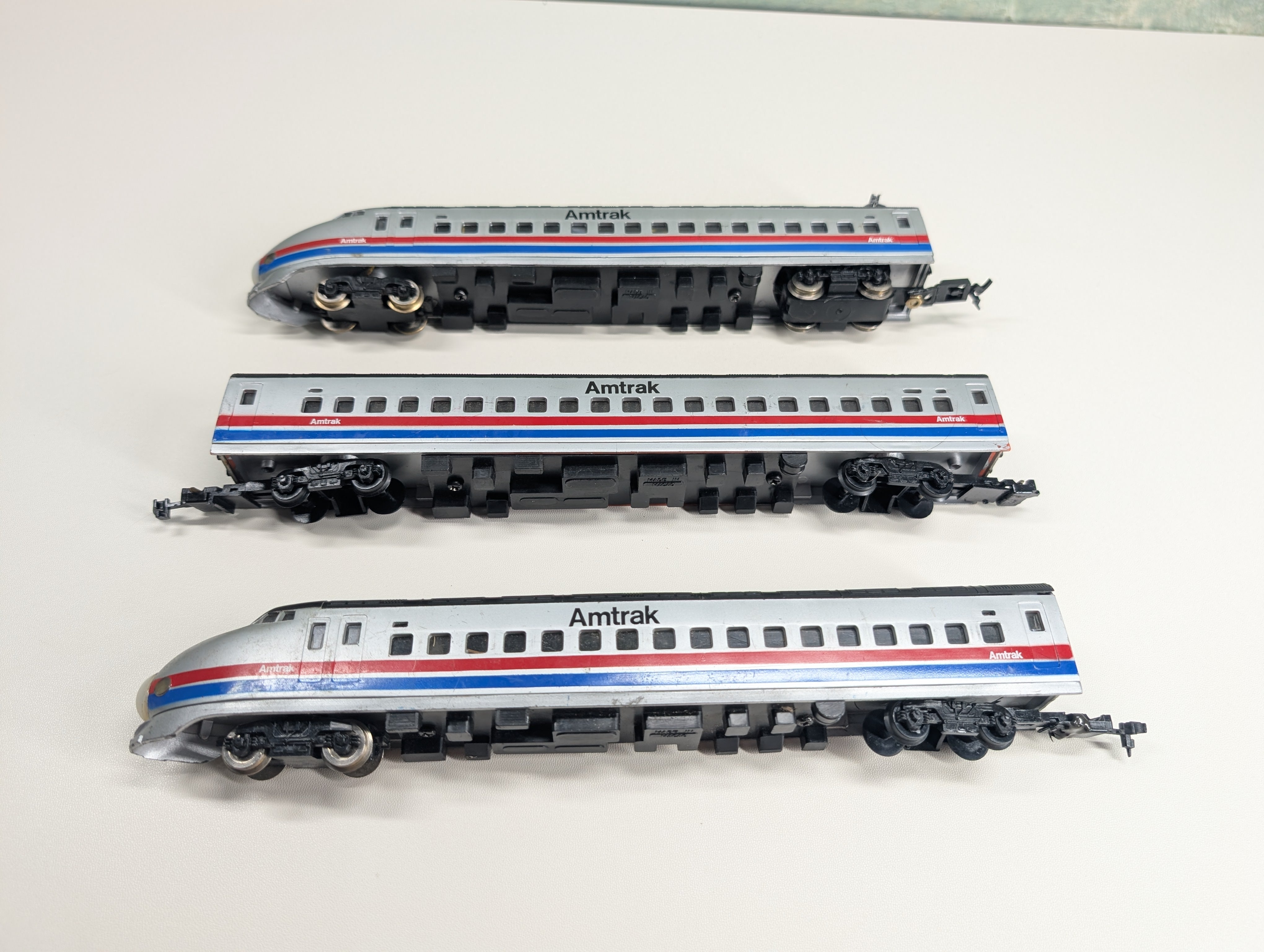 USED Model Power HO Scale Bullet Train Set Amtrak Parts/Repairs DC (3 pcs)