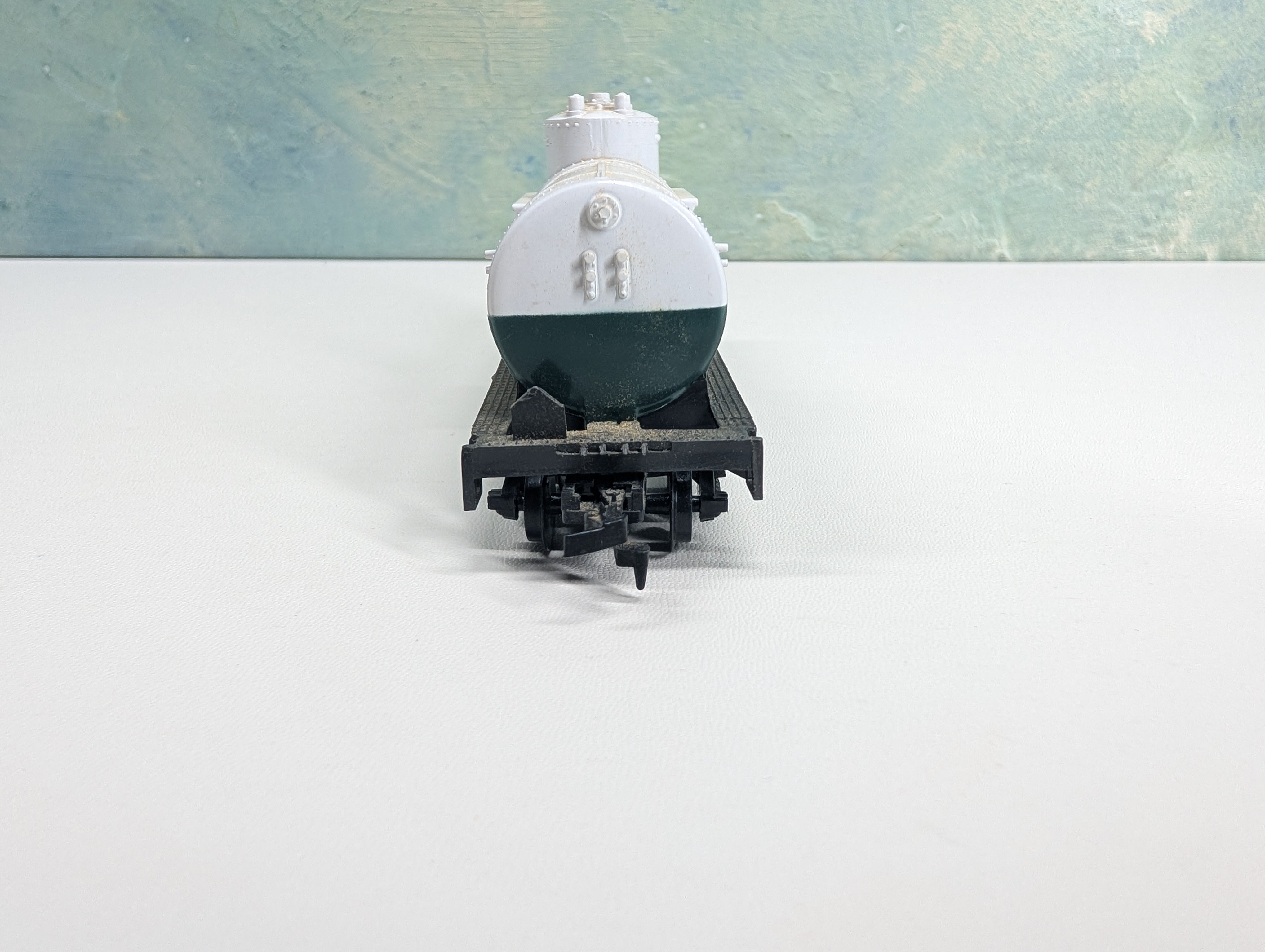 USED Life-Like HO Scale Single Dome Tank Car Union Carbide CCBX #501