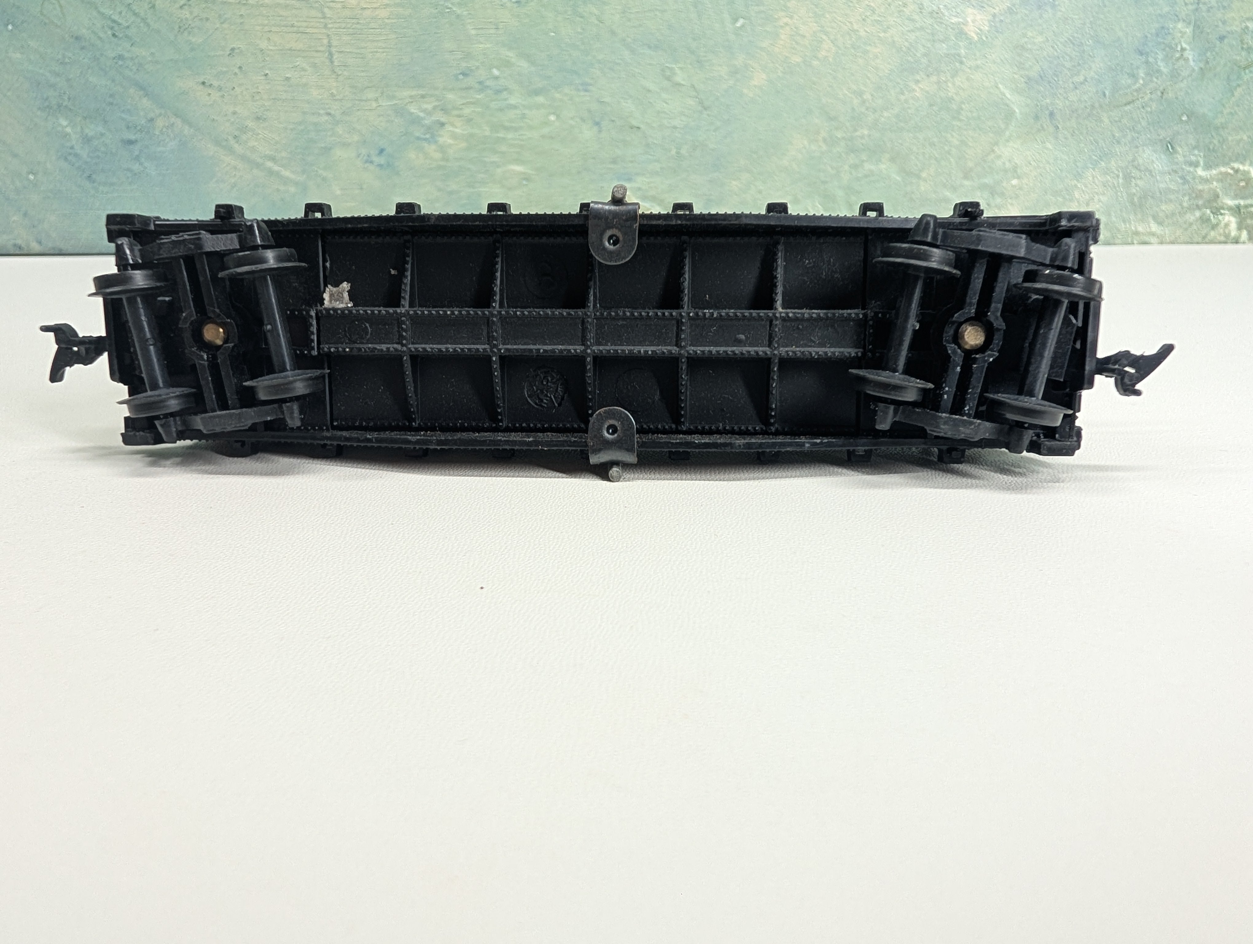USED Marx HO Scale Flat Car w/ Lumber Load Lehigh Valley LV #10049