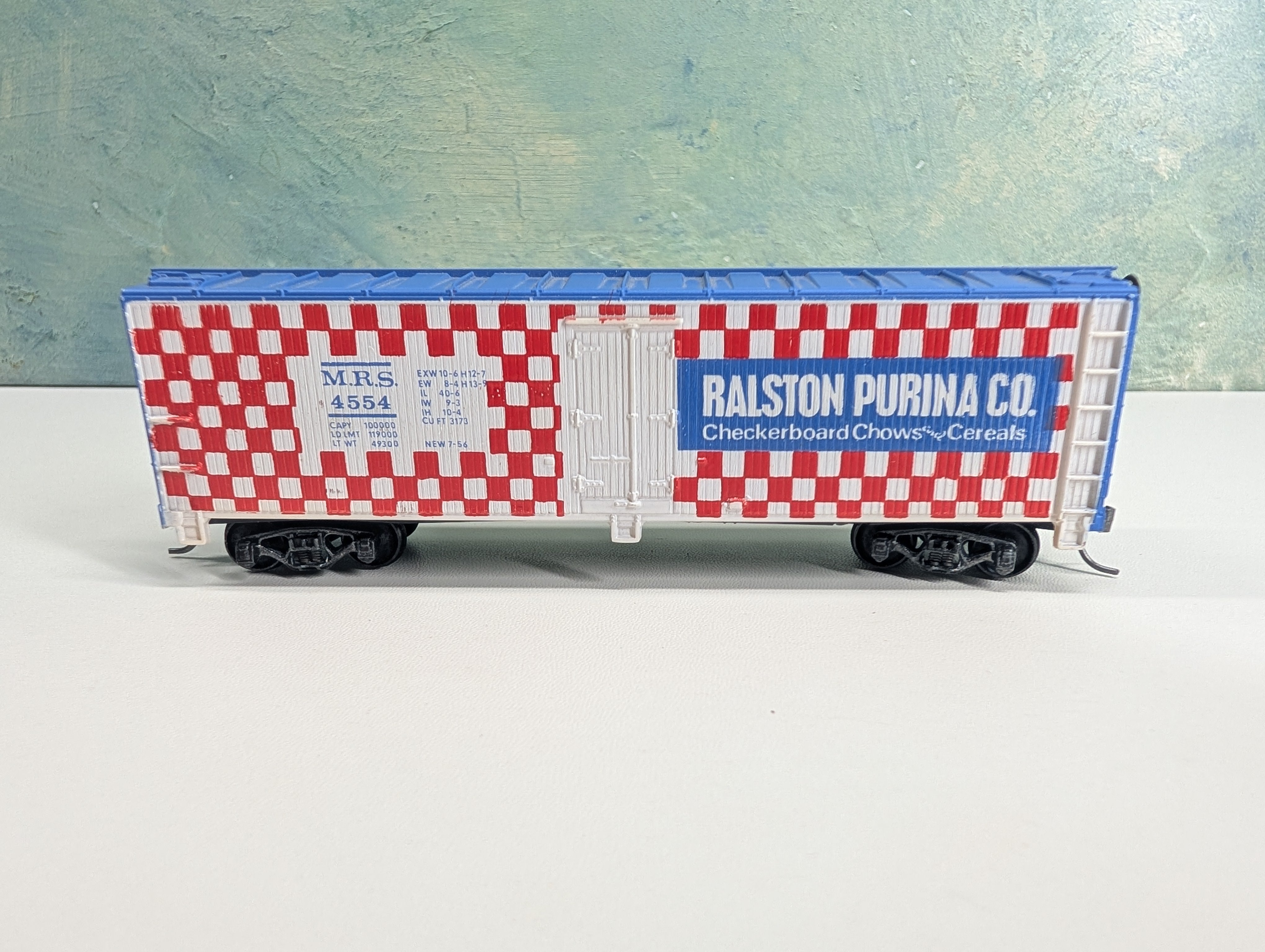 USED Tyco HO Scale 40' Reefer Ralston Purina MRS #4554 Upgraded Trucks