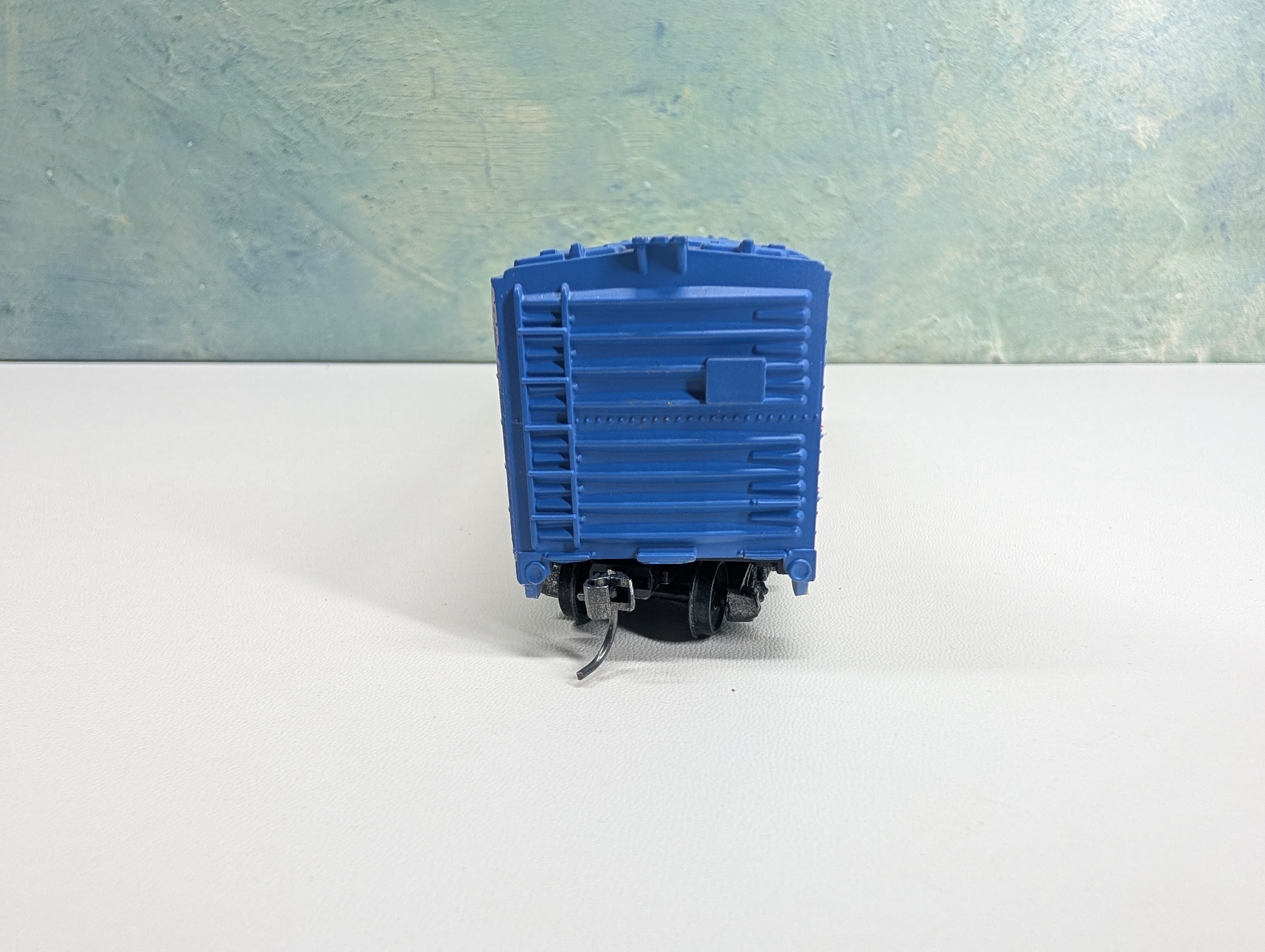 USED Tyco HO Scale 40' Reefer Ralston Purina MRS #4554 Upgraded Trucks